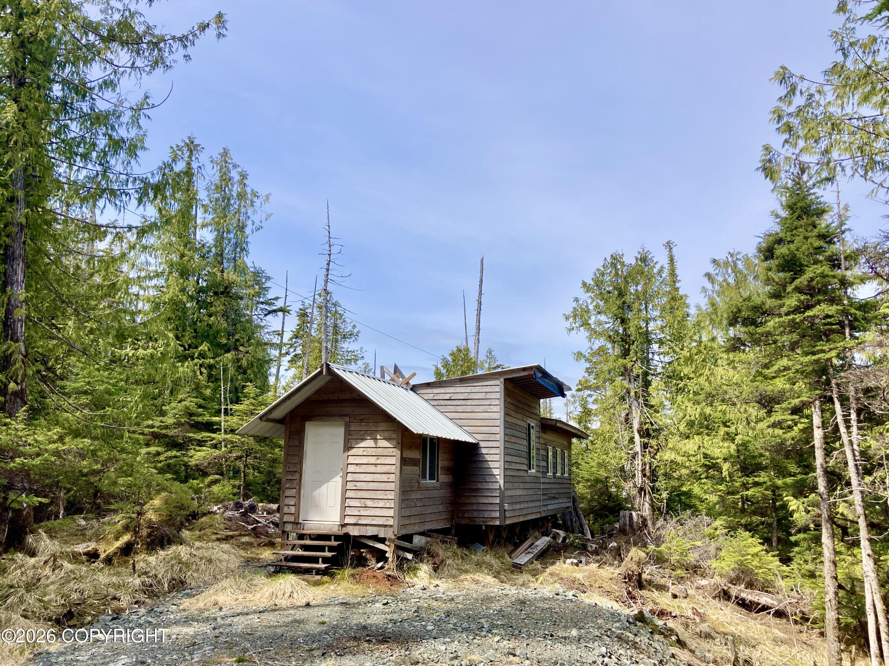 313 Se Bowhead Loop Property Photo 4