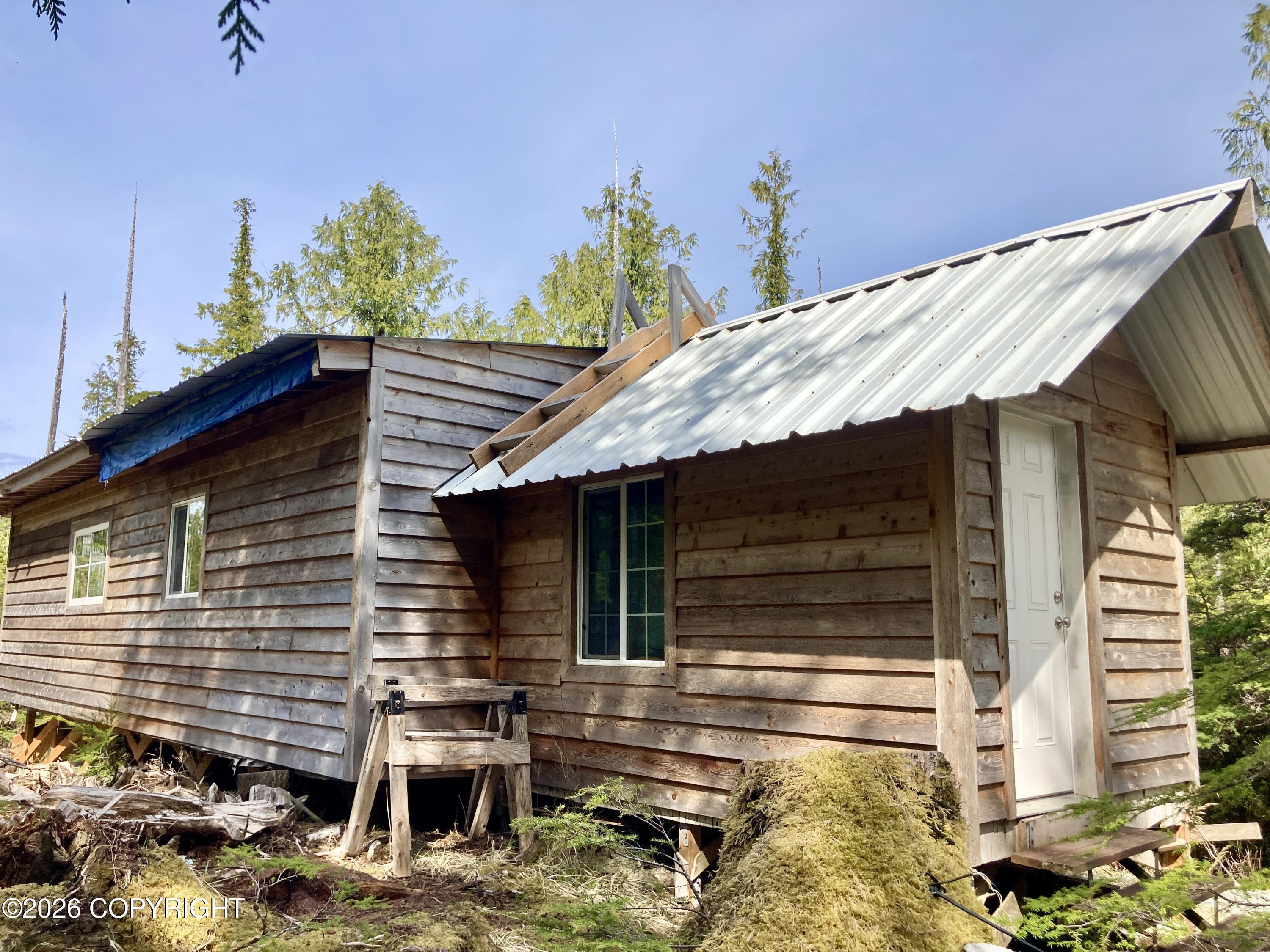 313 Se Bowhead Loop Property Photo 14