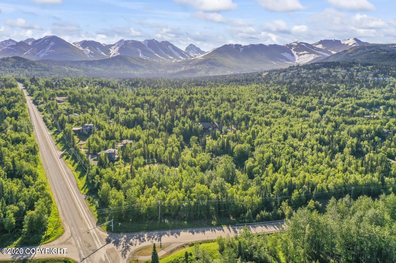 5910 Rabbit Creek Road Property Photo 3