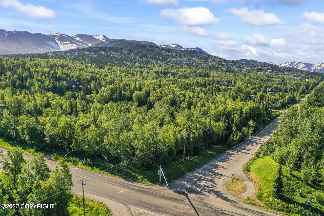 5910 Rabbit Creek Road Property Photo 4