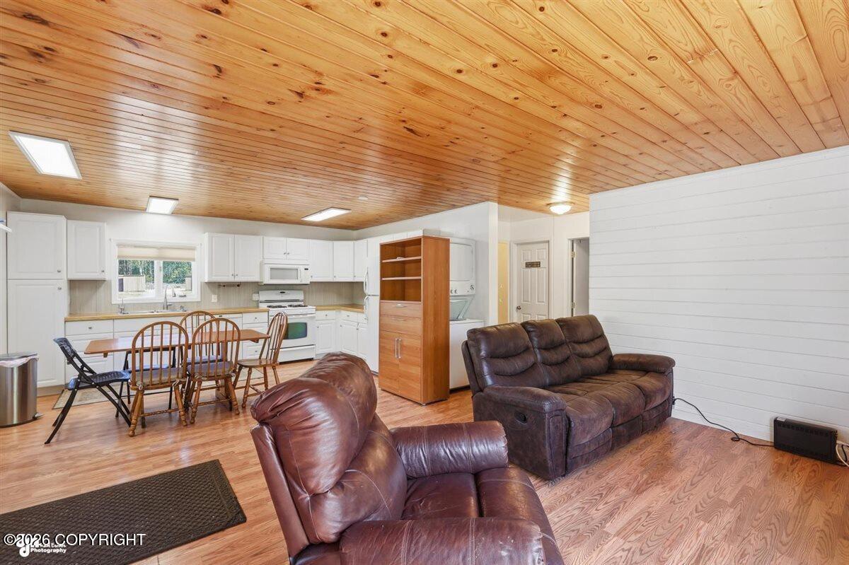 14684 E Barge Drive Property Photo 16