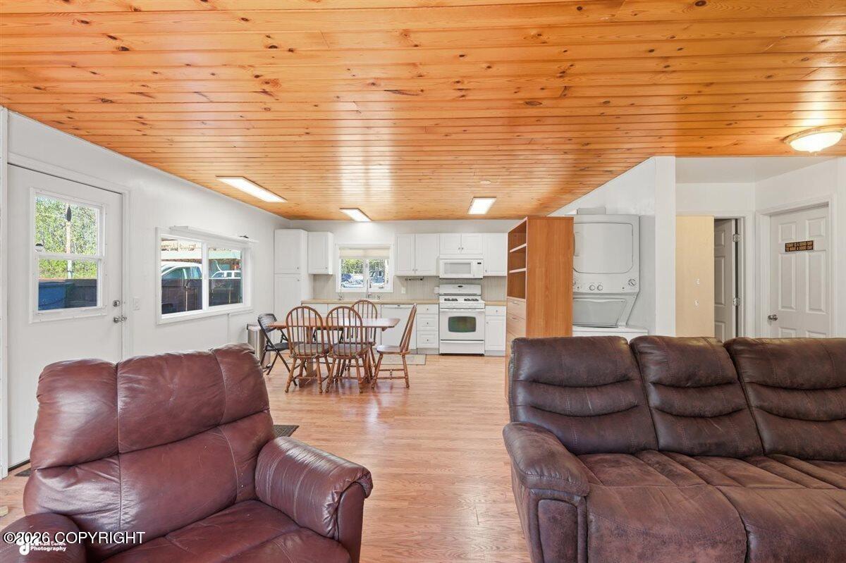 14684 E Barge Drive Property Photo 17