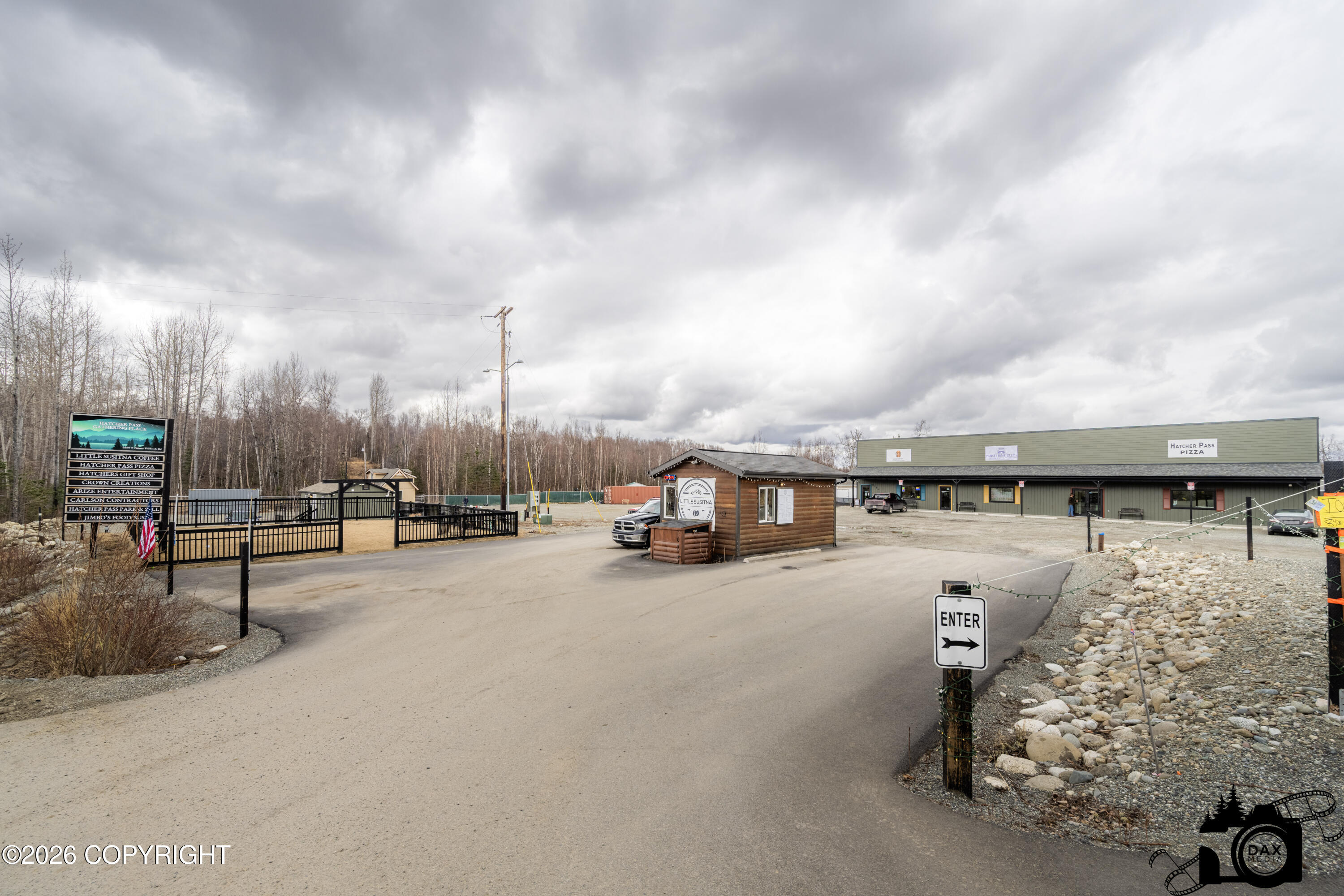 8380 N Palmer-fishhook Road Property Photo 13