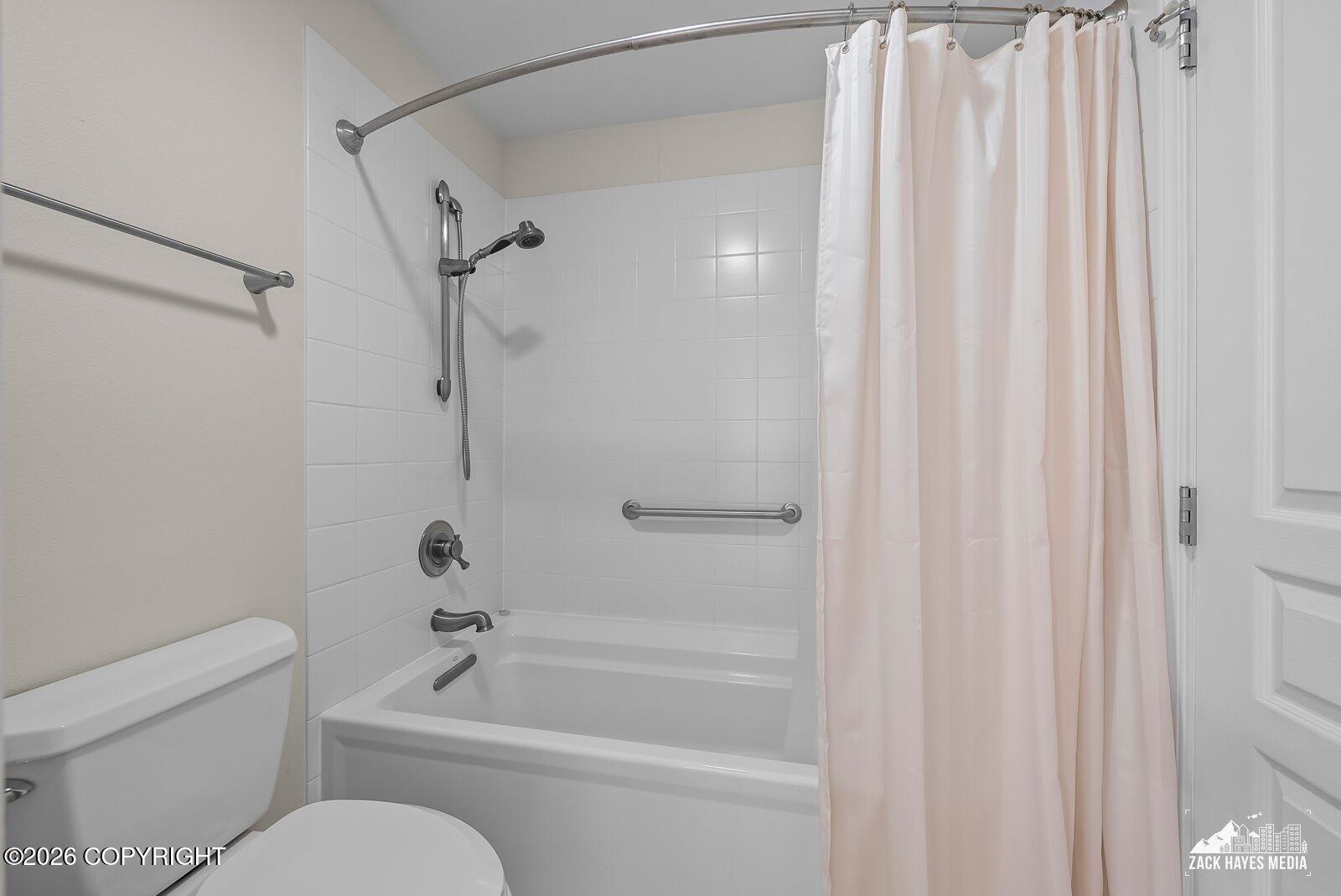 1200 I Street #202 Property Photo 16