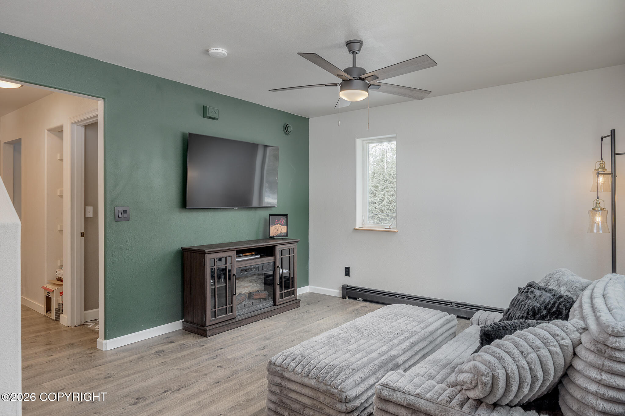 3760 Helensdale Avenue Property Photo 12