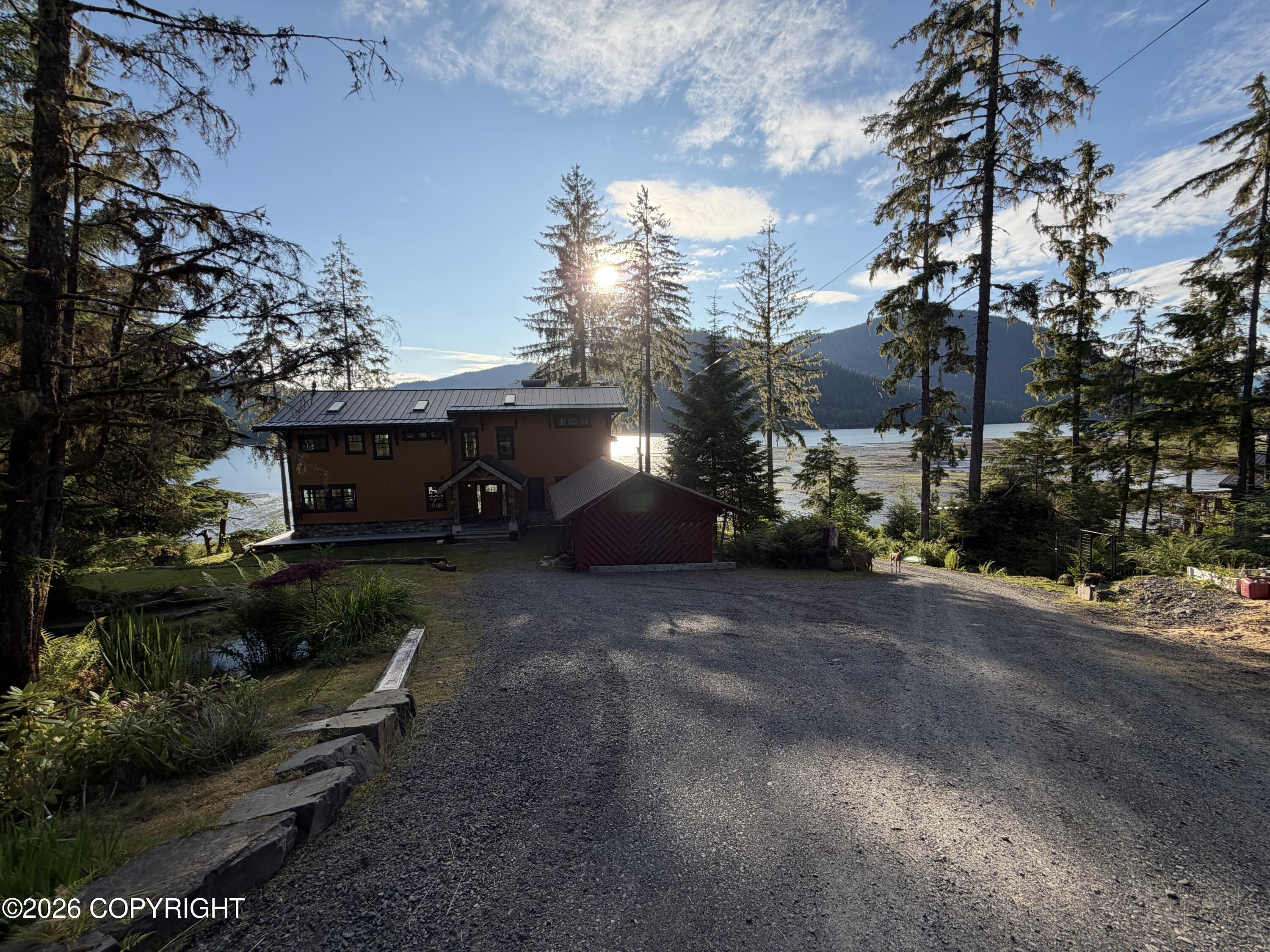 894 Mitkof Highway Property Photo 1