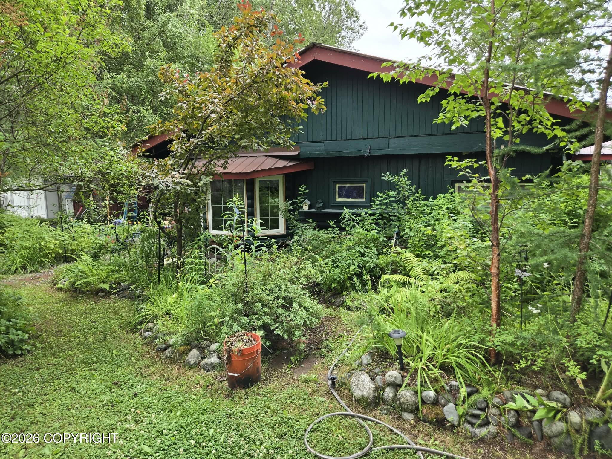 2011 N Eugene Drive Property Photo 6