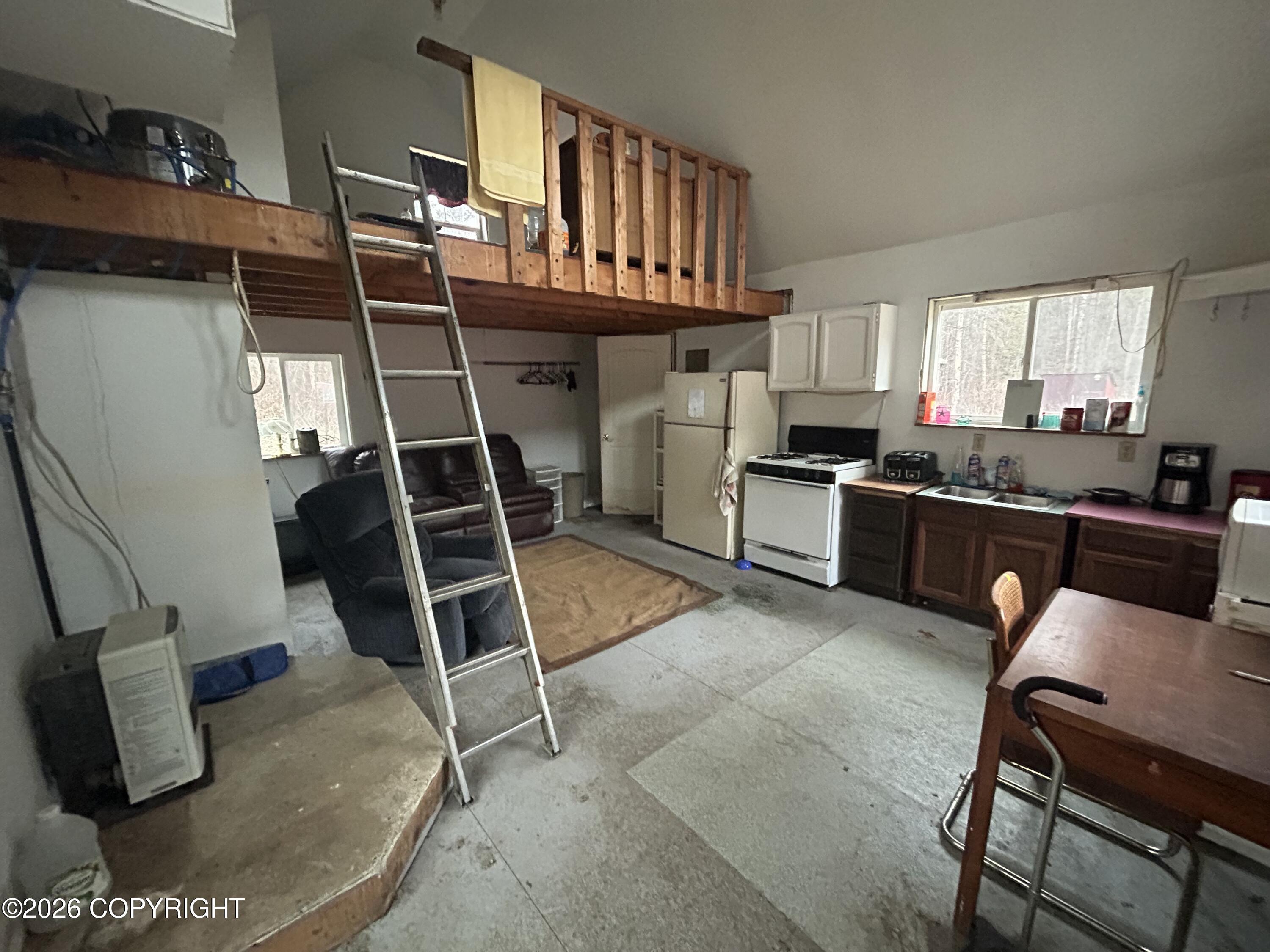 6201 W Limberlost Circle Property Photo 3