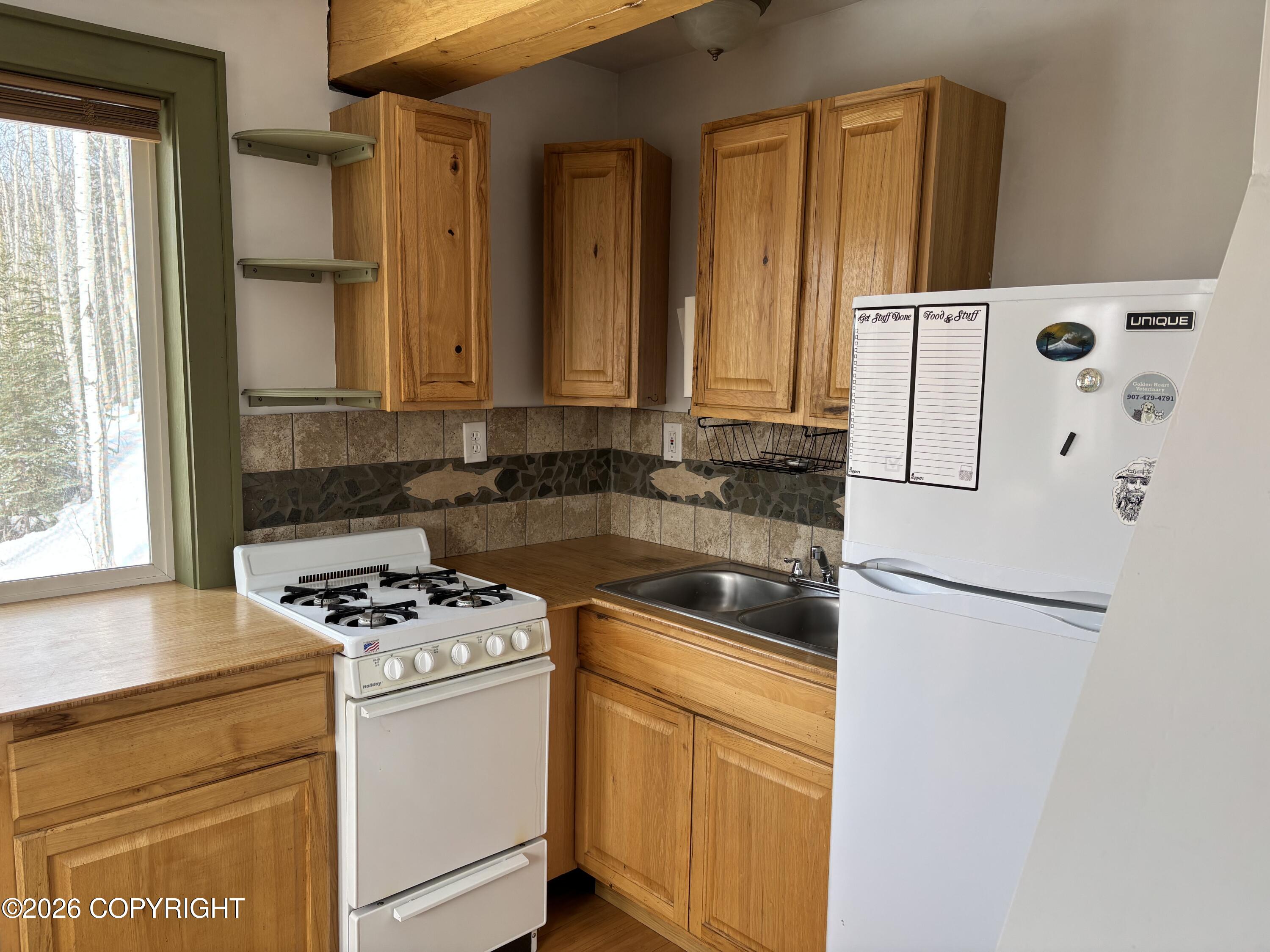 379 Simpson Way Property Photo 22