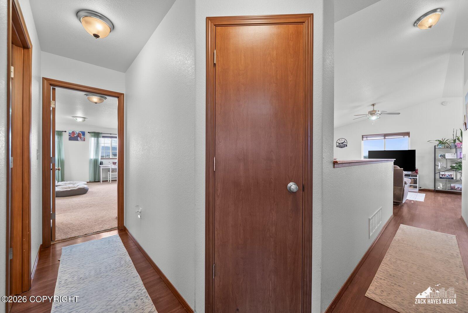 1175 N Angus Loop Property Photo 32