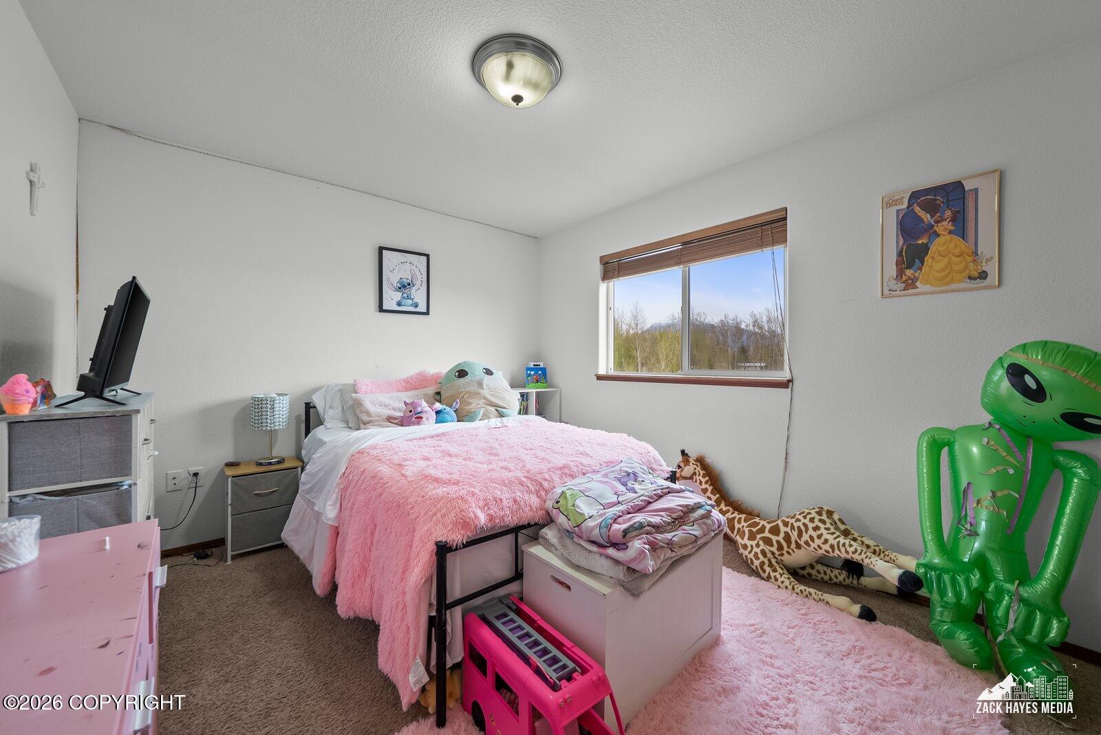 1175 N Angus Loop Property Photo 41