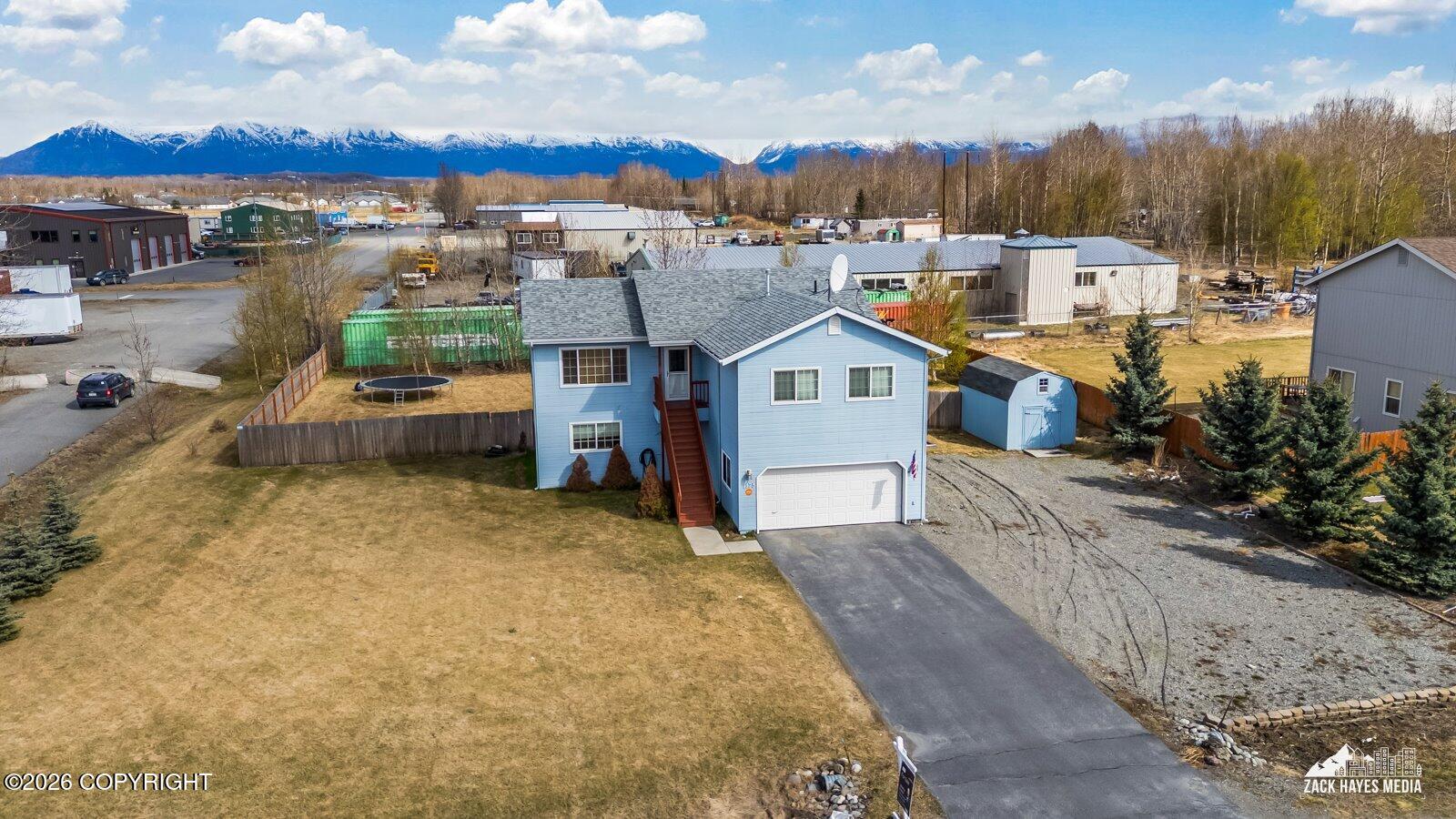 1175 N Angus Loop Property Photo 69