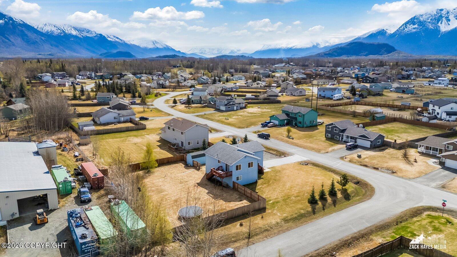 1175 N Angus Loop Property Photo 76