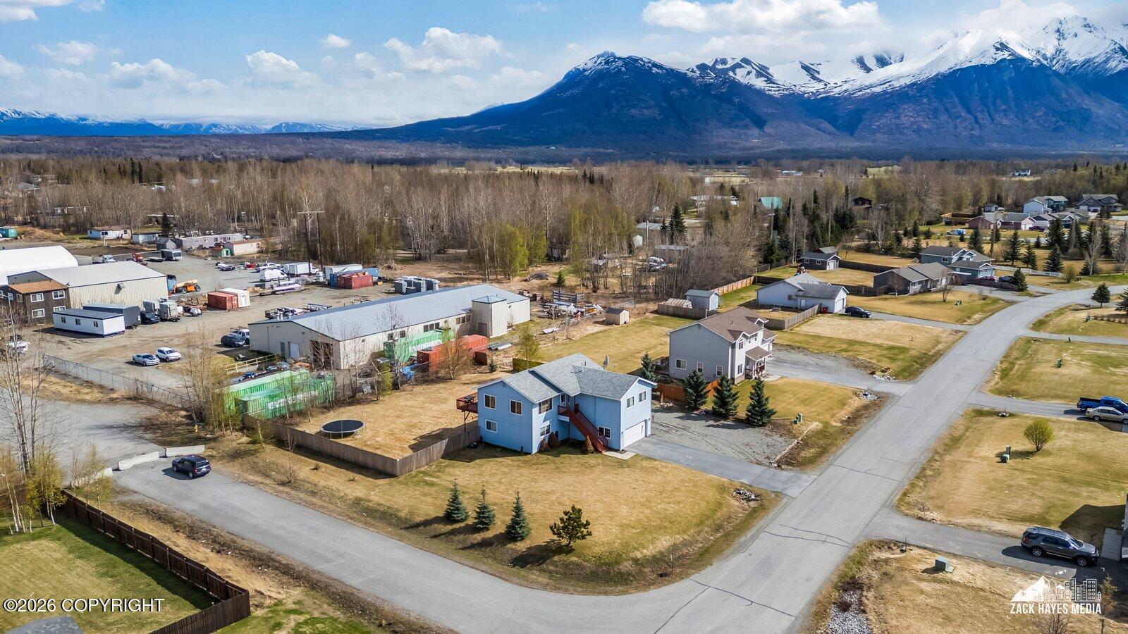 1175 N Angus Loop Property Photo 78