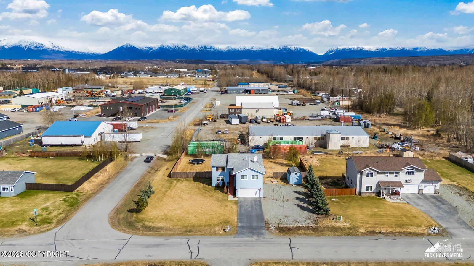 1175 N Angus Loop Property Photo 80