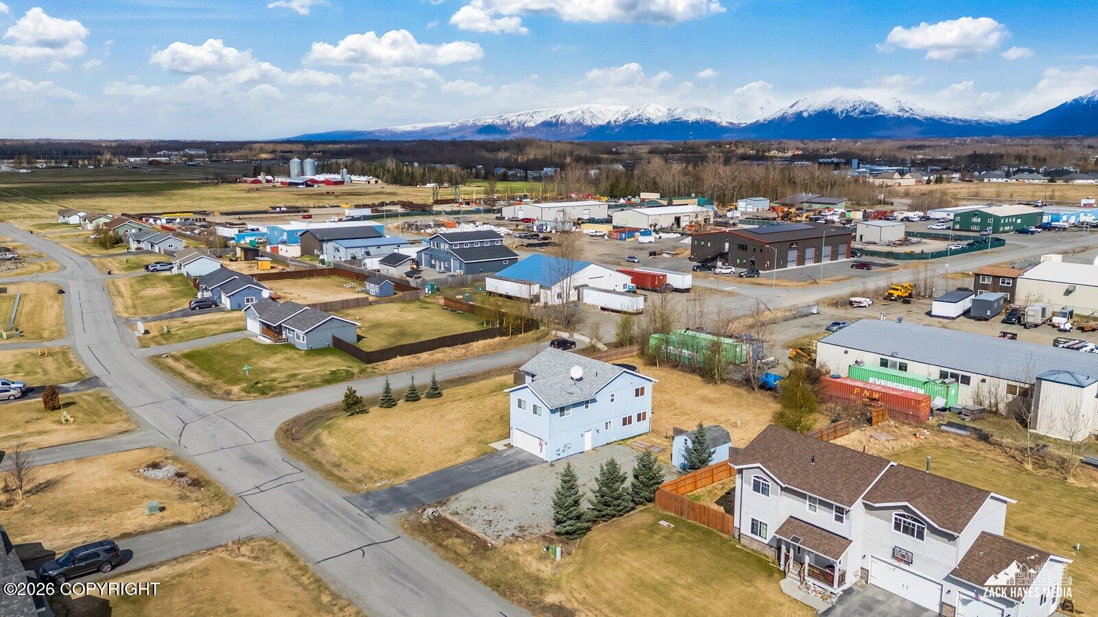 1175 N Angus Loop Property Photo 82