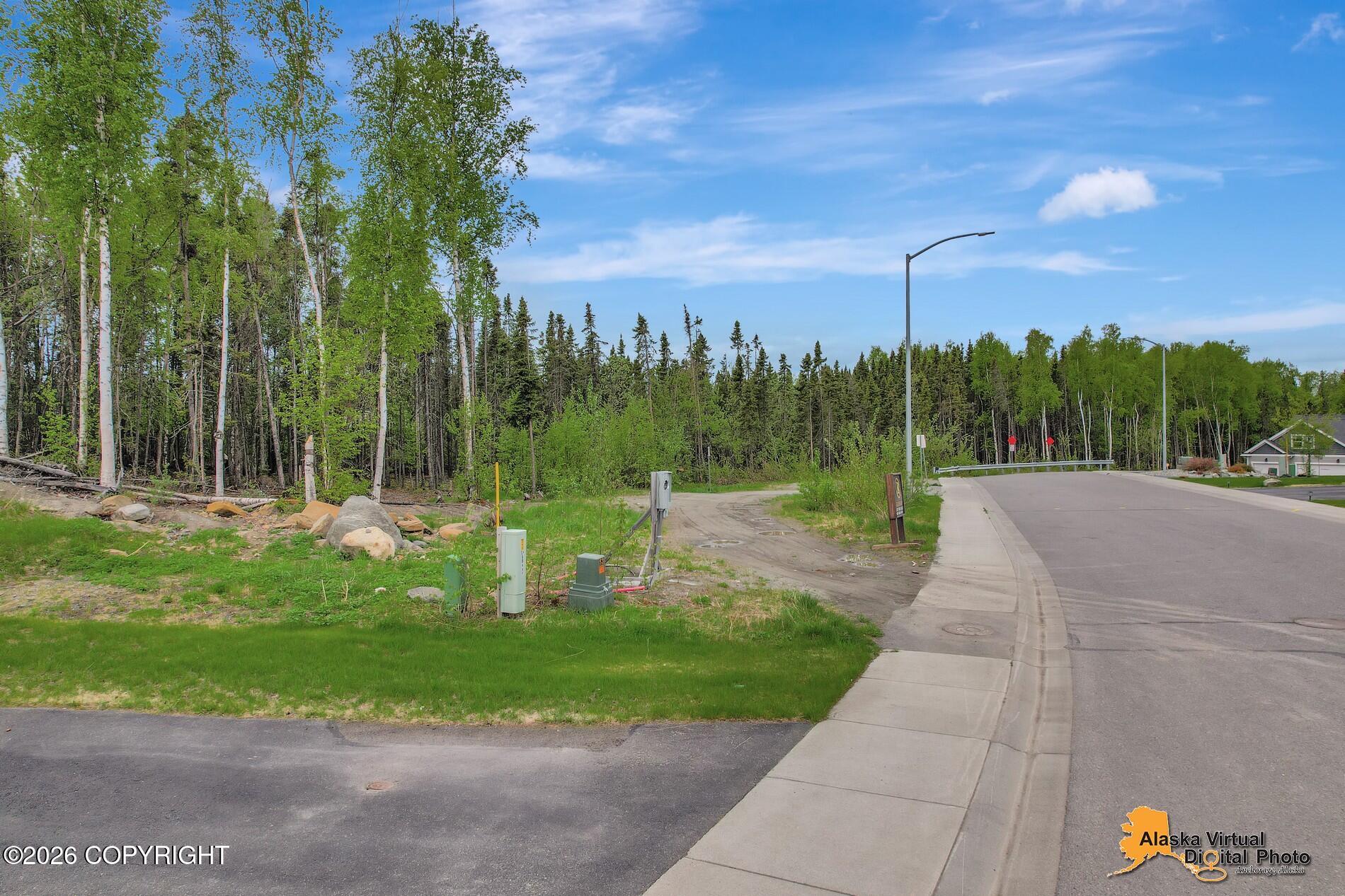 L 8 Koso Property Photo 3