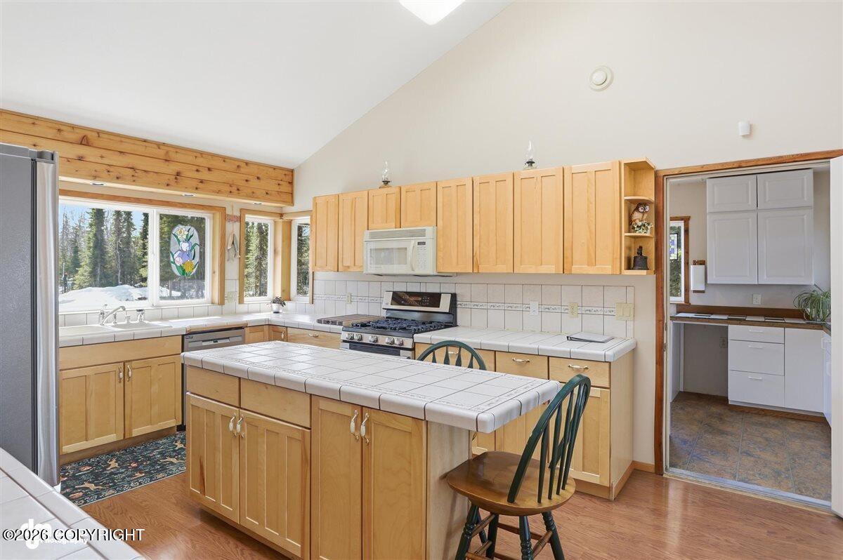 38131 Woods Drive Property Photo 23