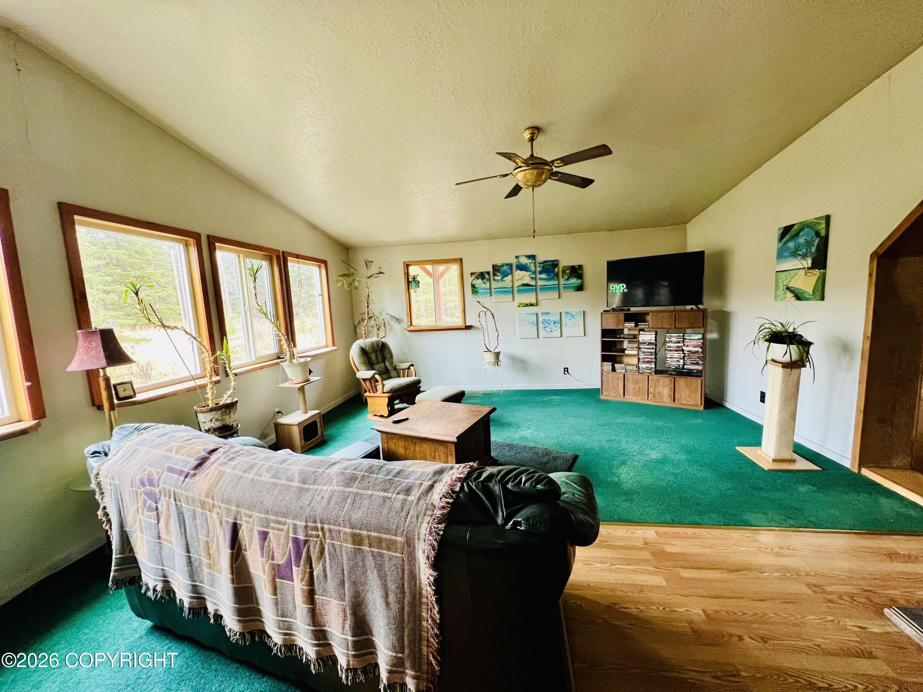 19405 Ridge Street Property Photo 2