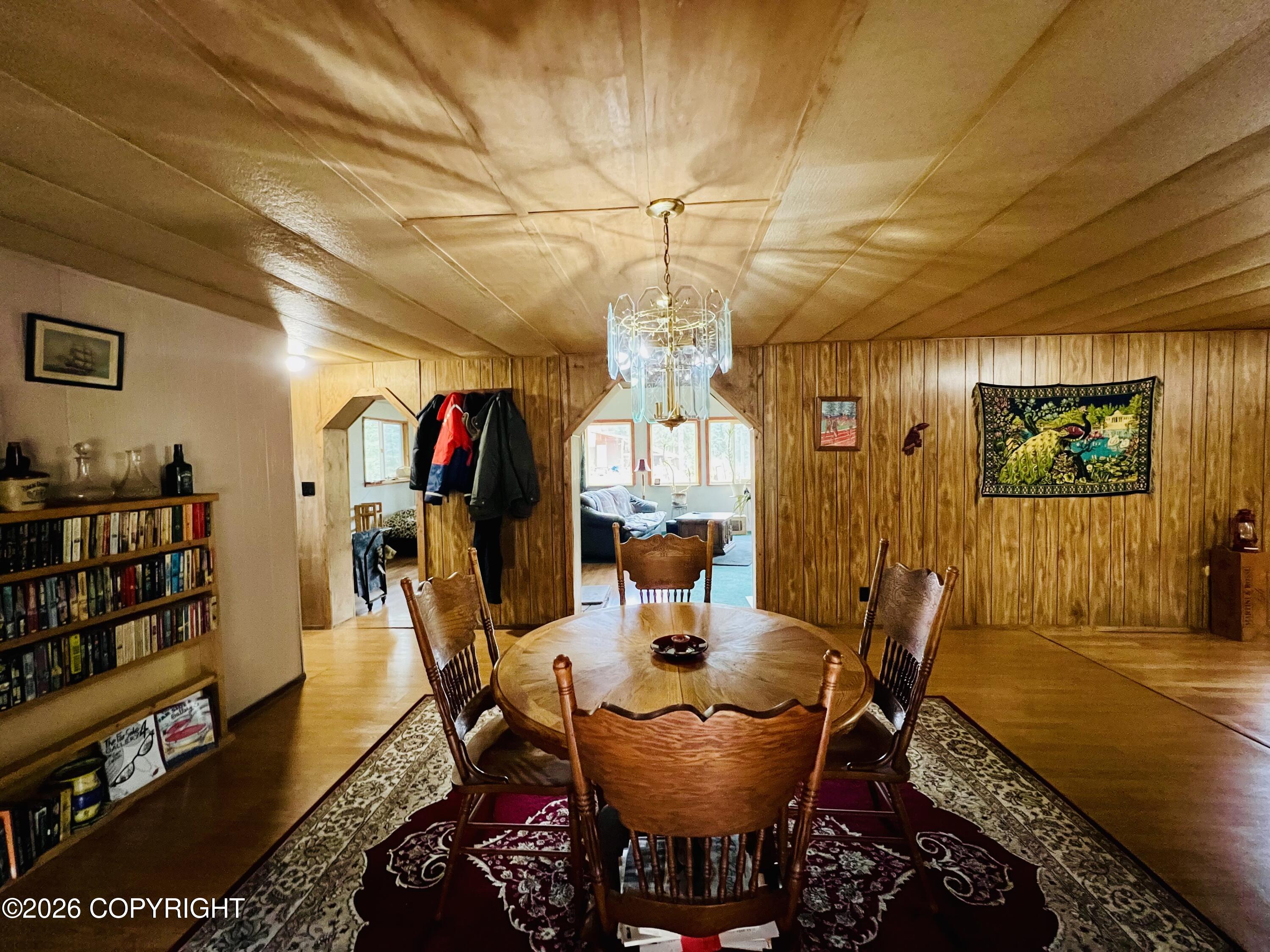 19405 Ridge Street Property Photo 9