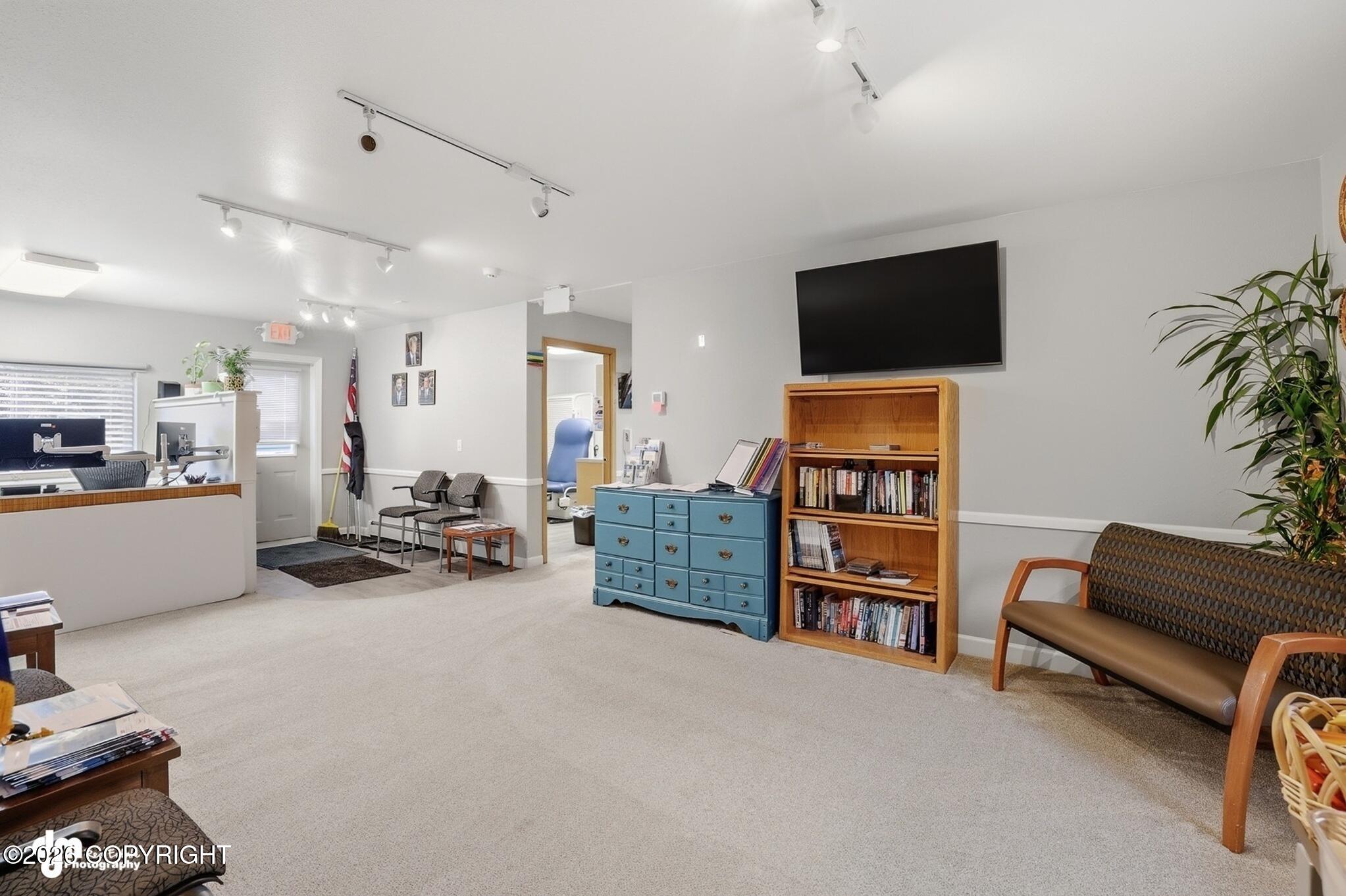4141 Pennock Street Property Photo 10