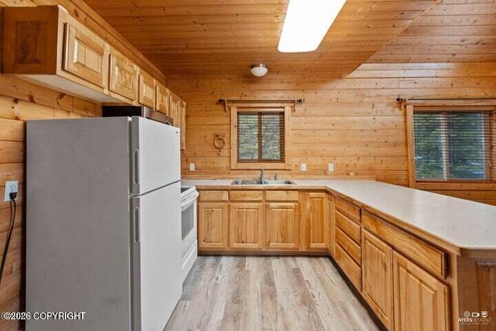 1350 Angler Drive Property Photo 22