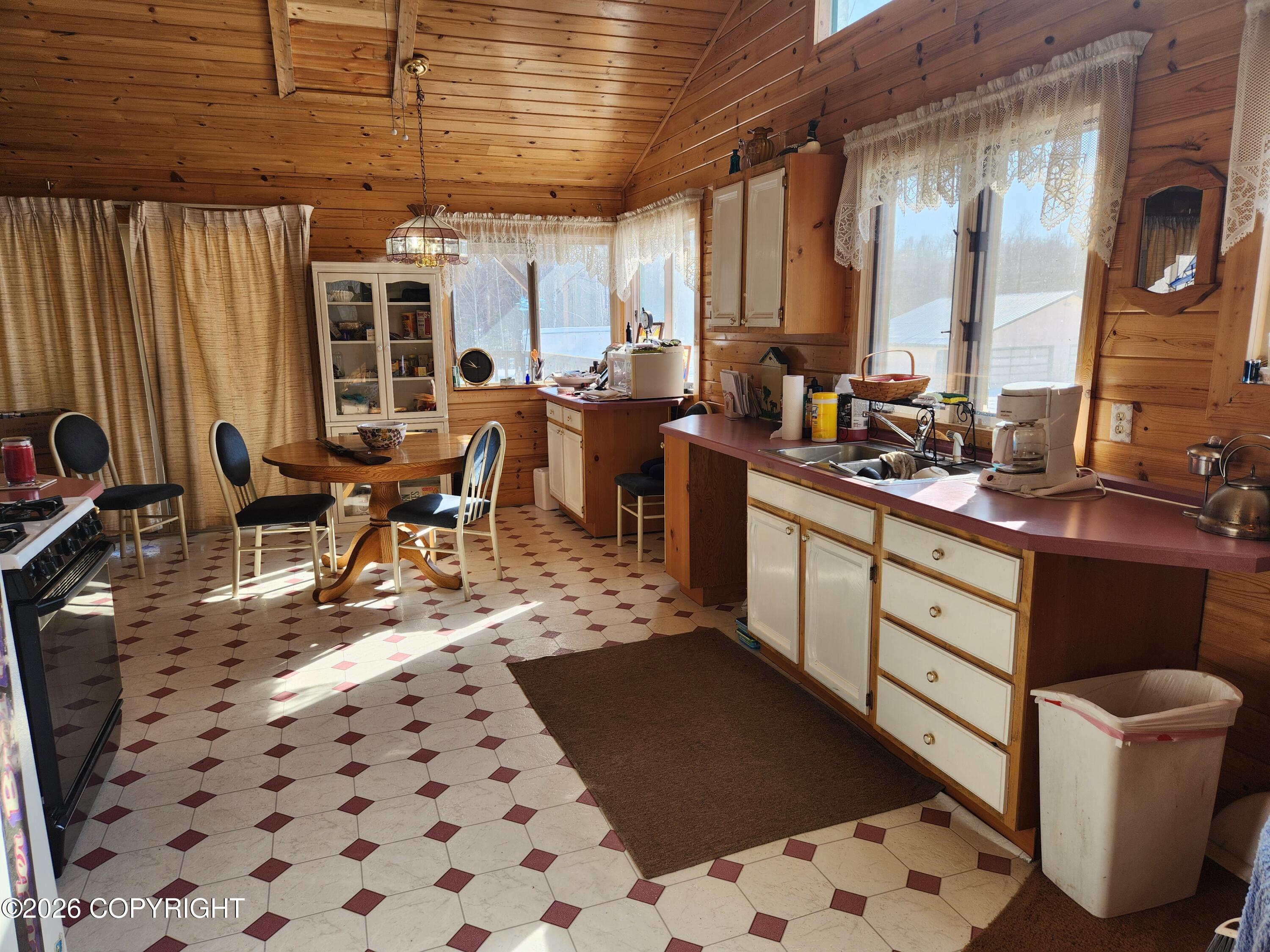 23002 N Gerald Circle Property Photo 13