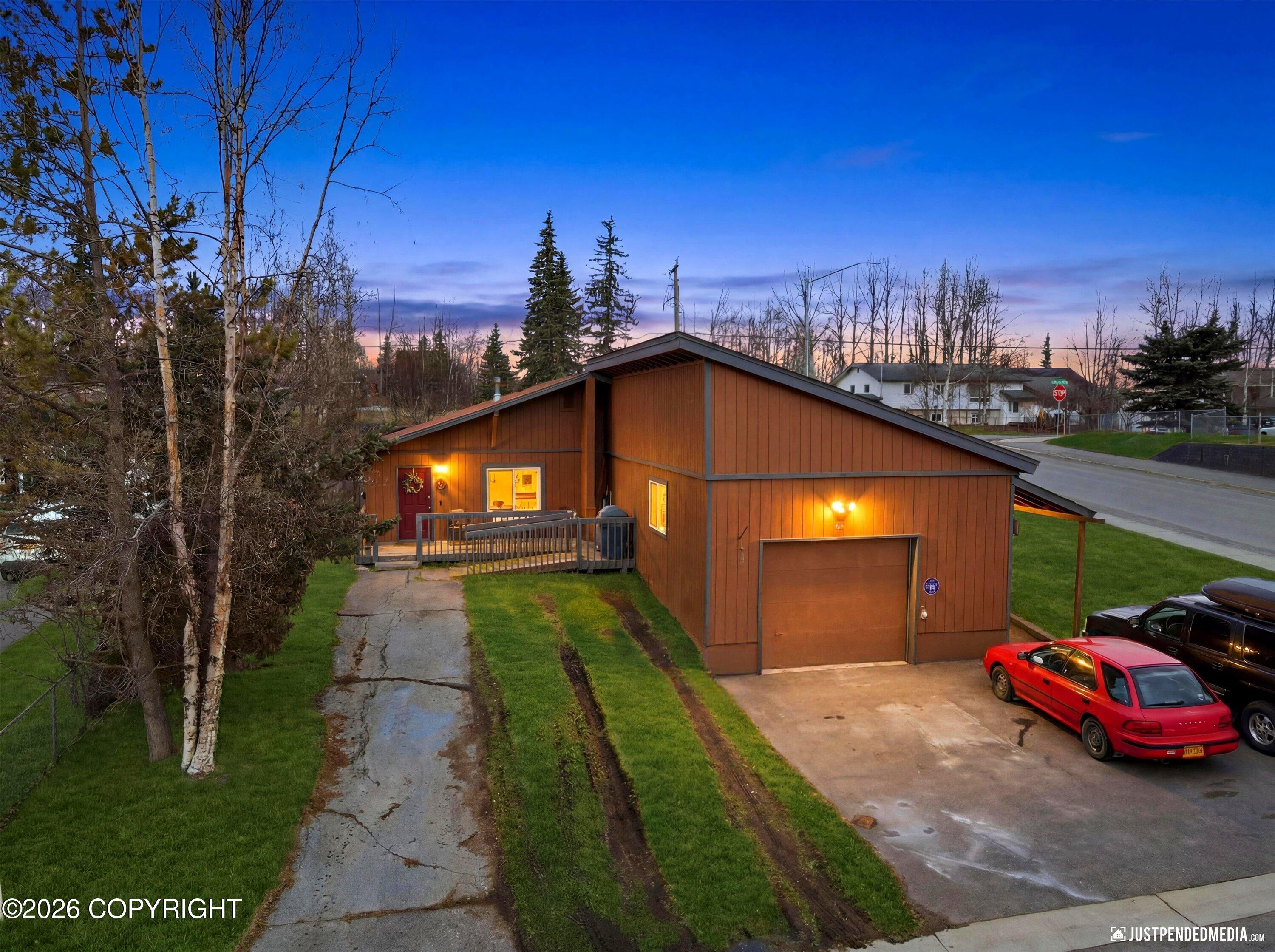 310 Dannilyn Circle Property Photo 1