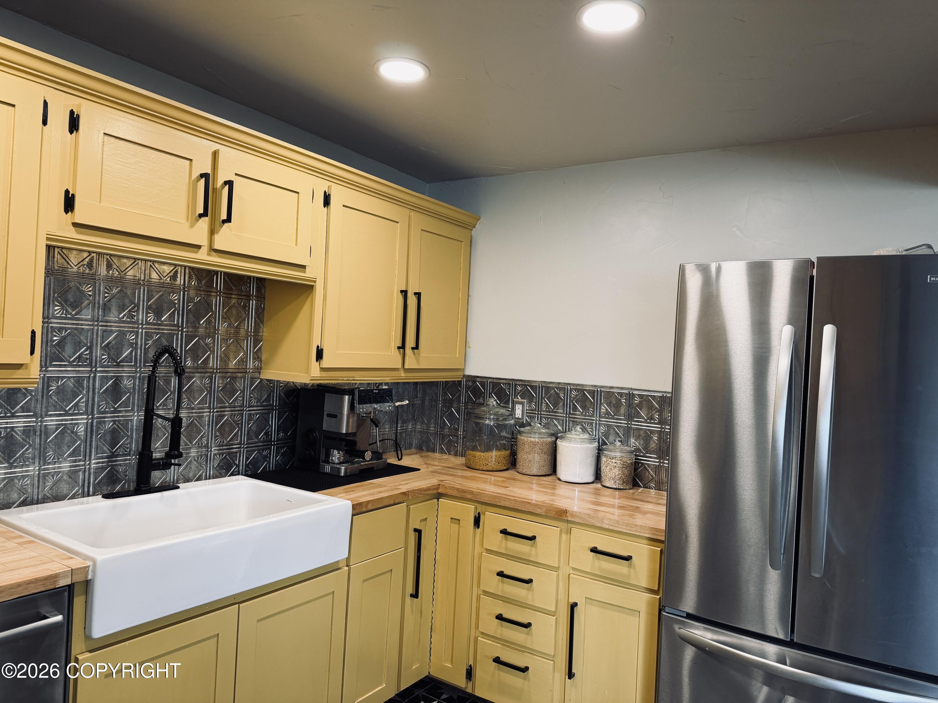 6235 N Wolverine Road Property Photo 12