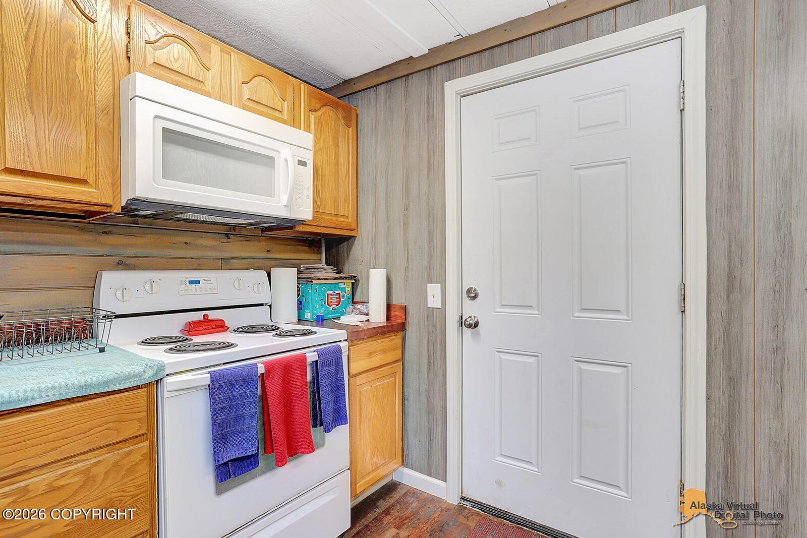 6235 N Wolverine Road Property Photo 43