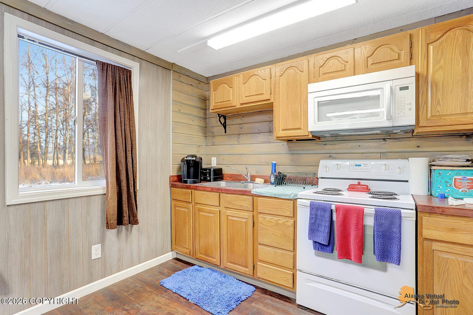 6235 N Wolverine Road Property Photo 45