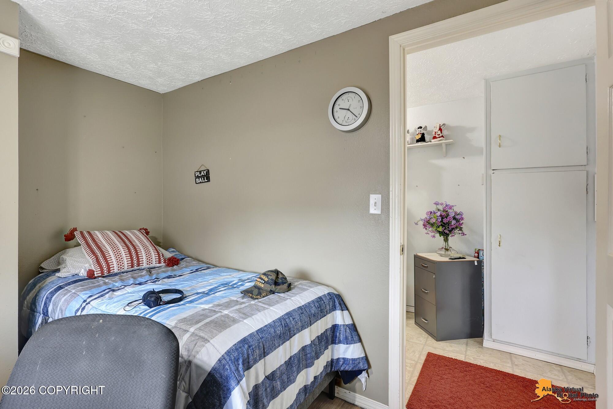 1005 W Tudor Road Property Photo 20