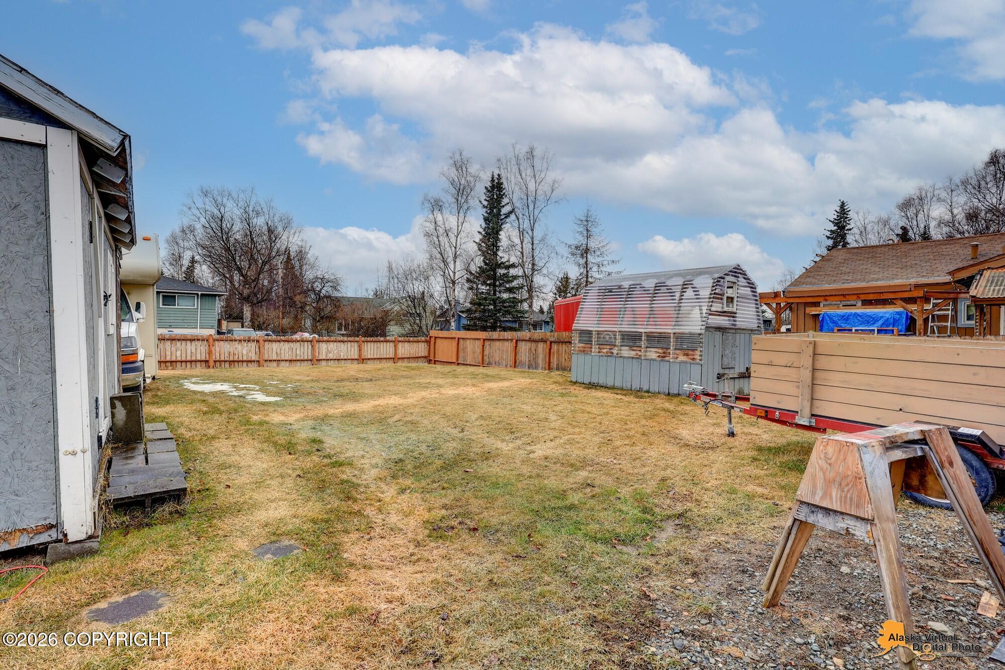 1005 W Tudor Road Property Photo 31