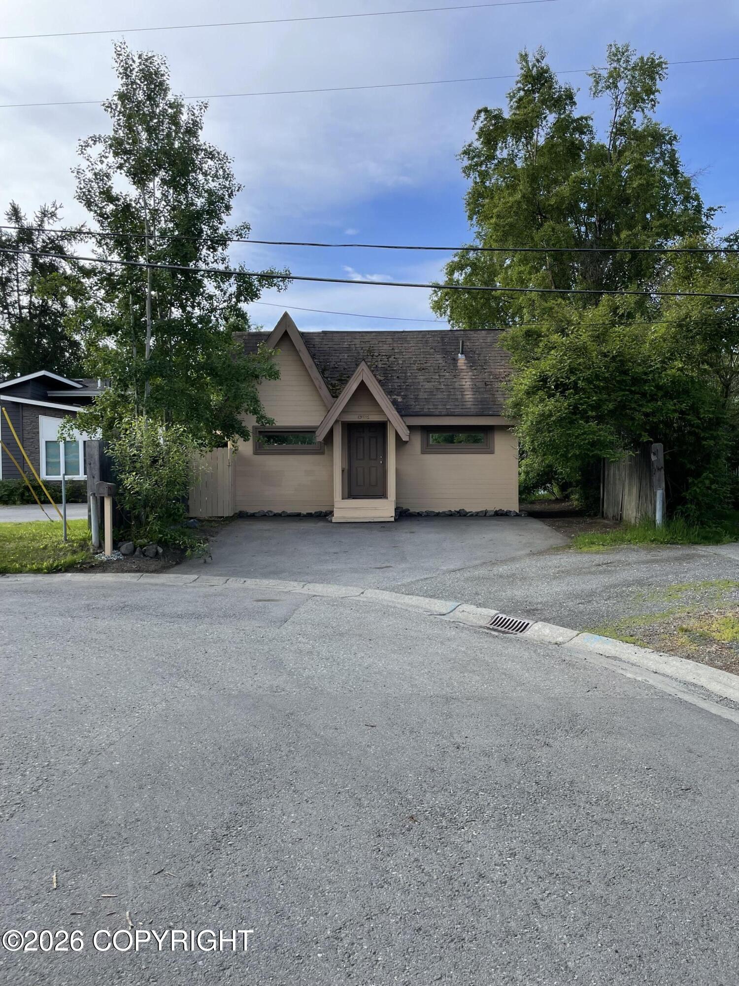 3729 Mccain Loop Property Photo 1