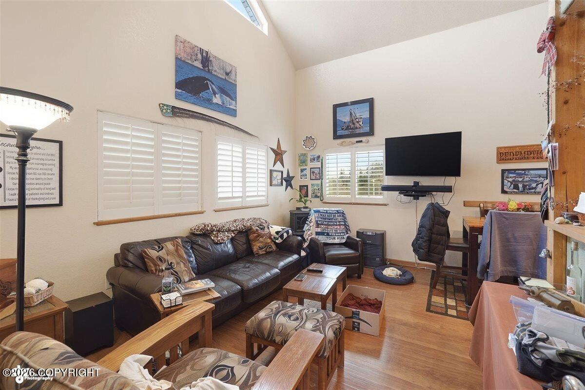 26214 Pointavista Drive Property Photo 12