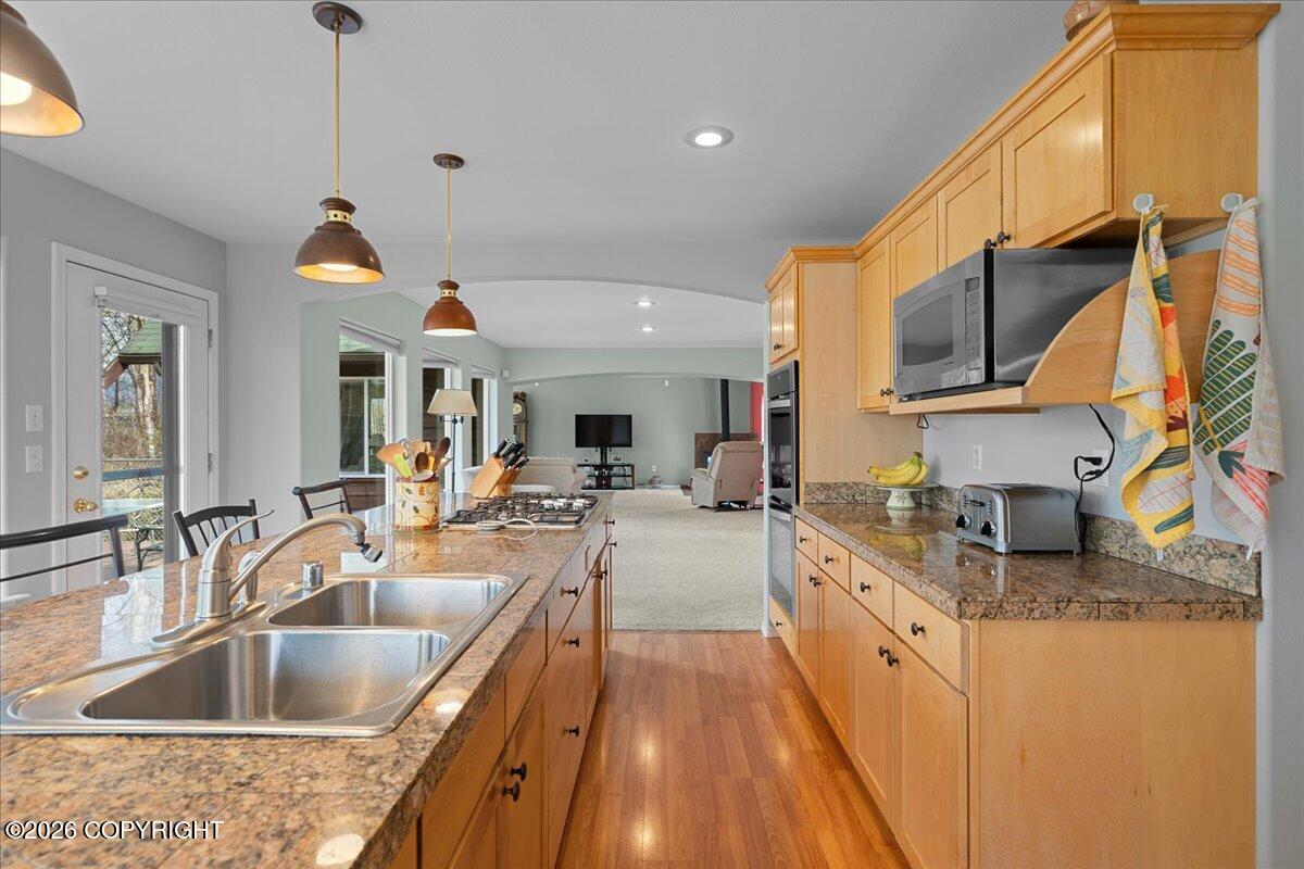 6631 E Wolf Lake Drive Property Photo 12
