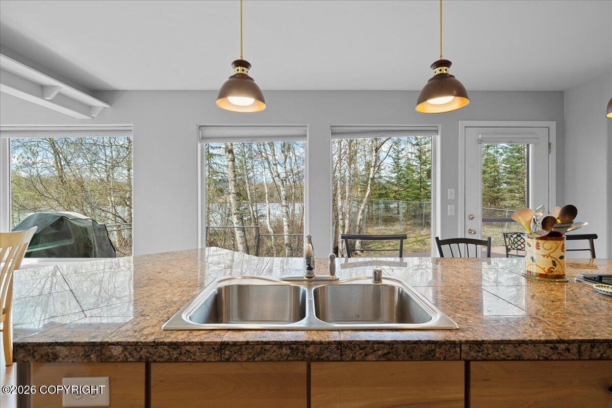 6631 E Wolf Lake Drive Property Photo 13