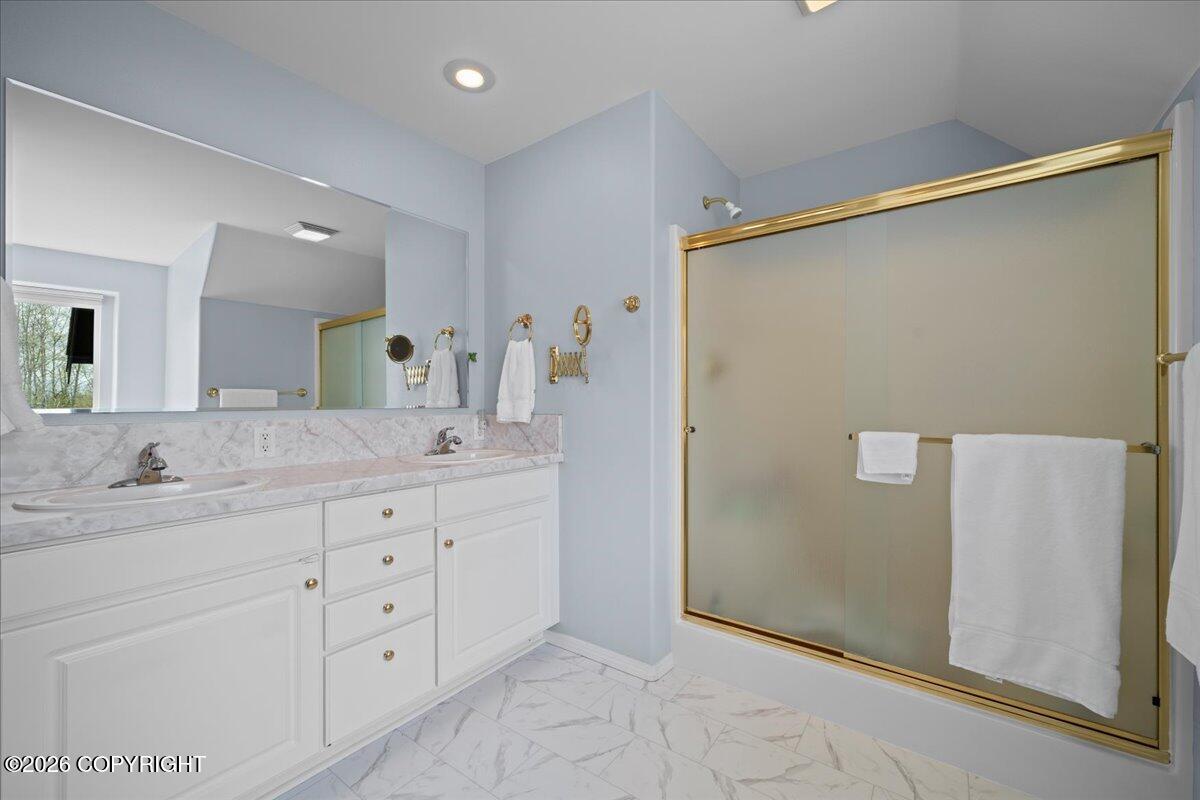 6631 E Wolf Lake Drive Property Photo 38