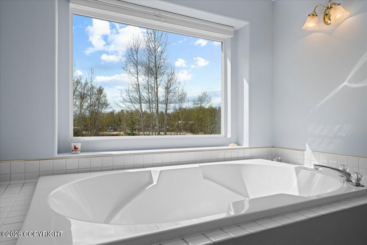 6631 E Wolf Lake Drive Property Photo 40