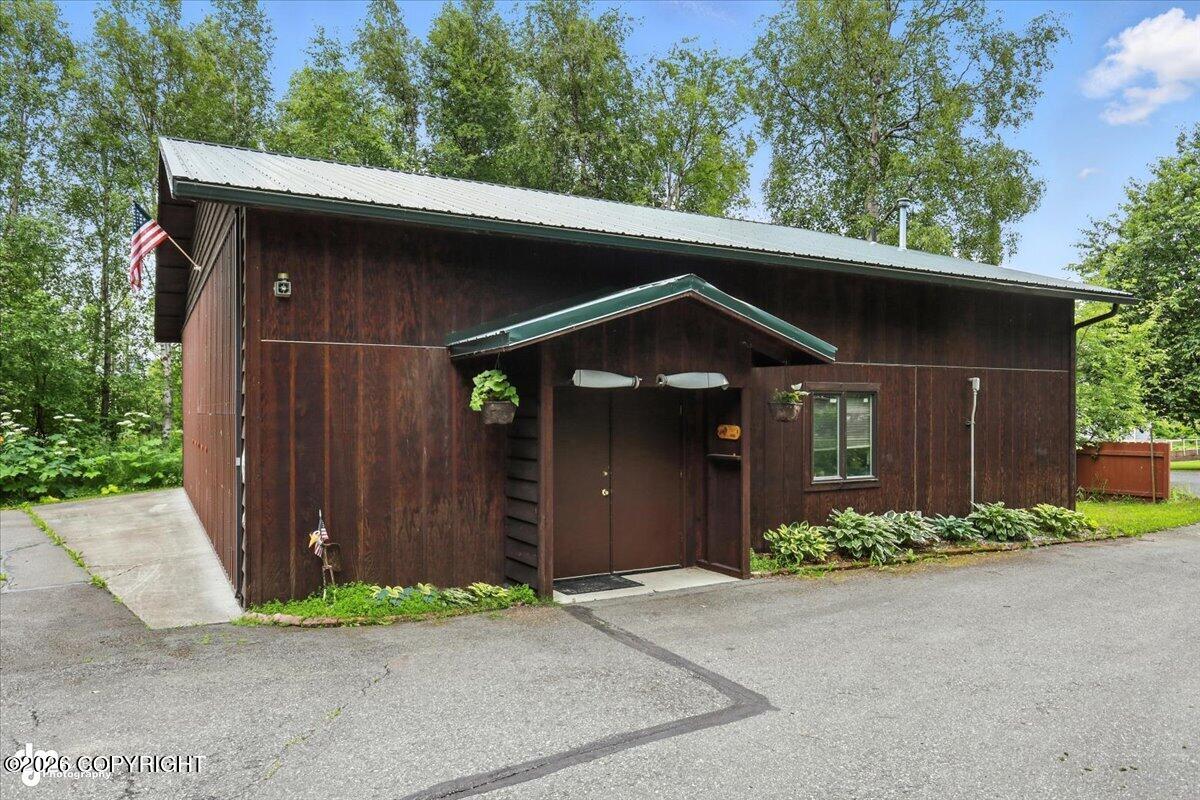 6631 E Wolf Lake Drive Property Photo 75