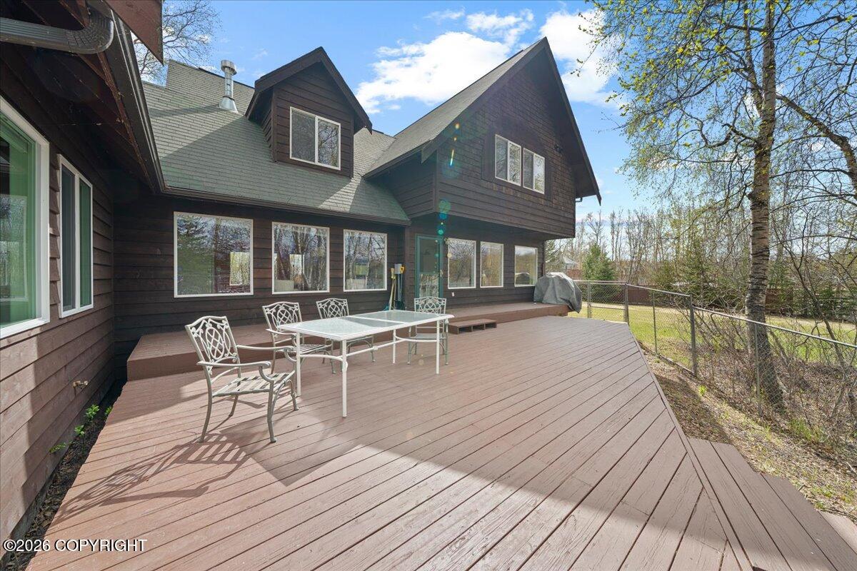 6631 E Wolf Lake Drive Property Photo 93