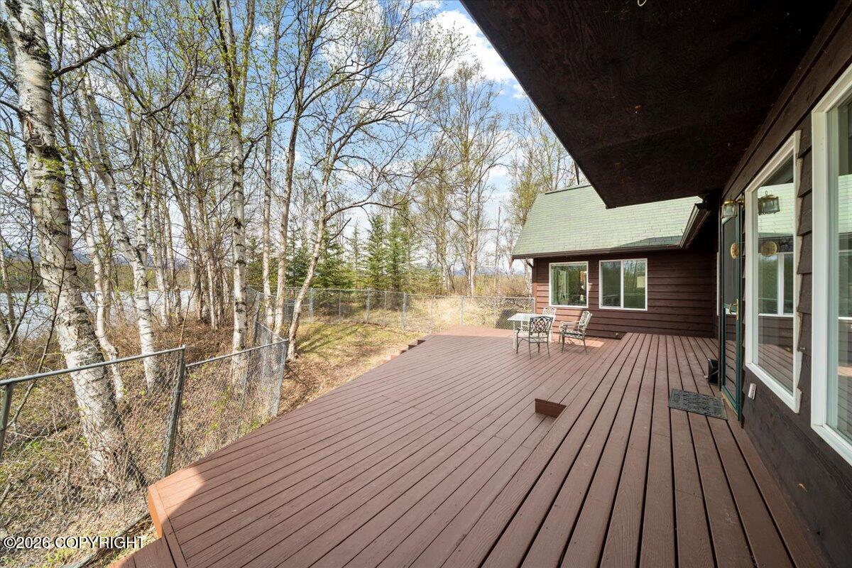 6631 E Wolf Lake Drive Property Photo 95