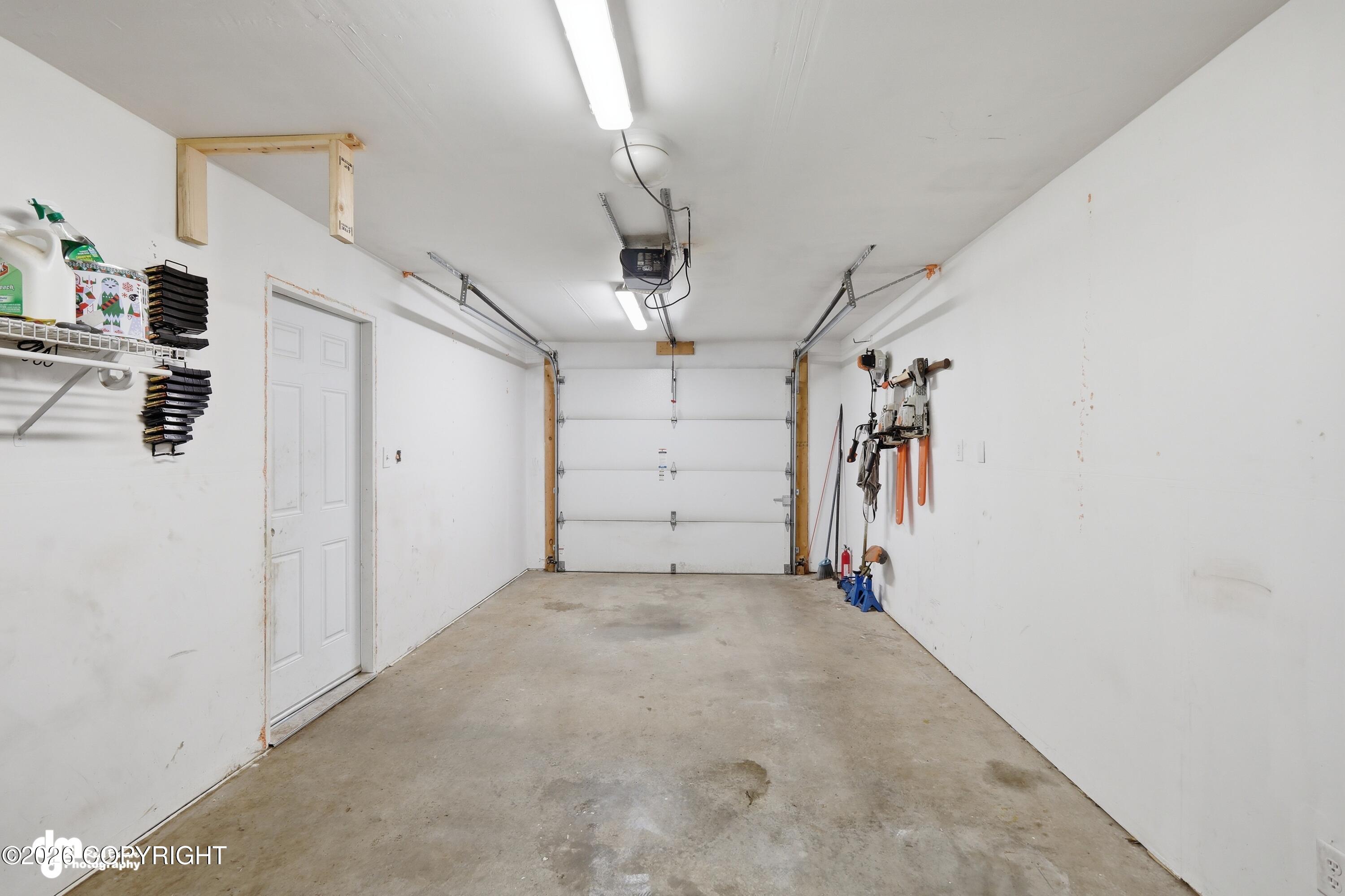 9401 W Easy Street Property Photo 27