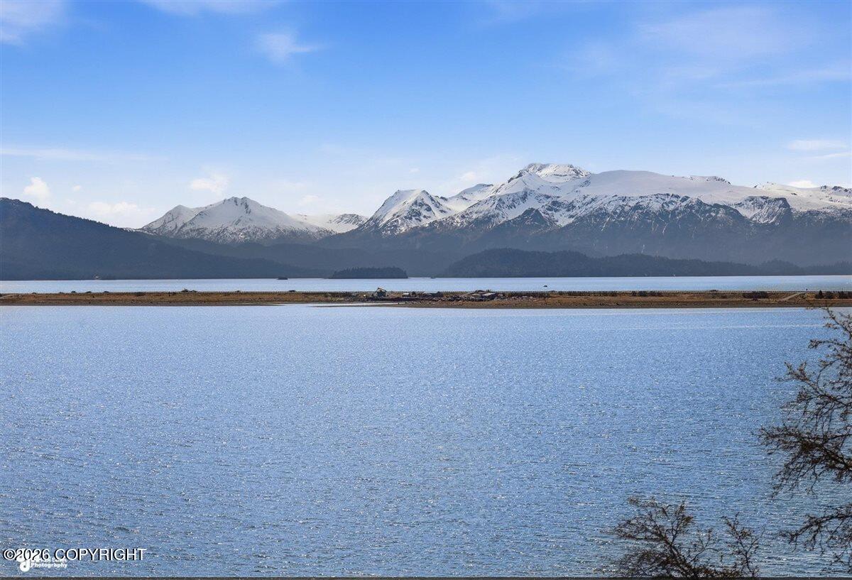 2675 Kachemak Drive Property Photo 13