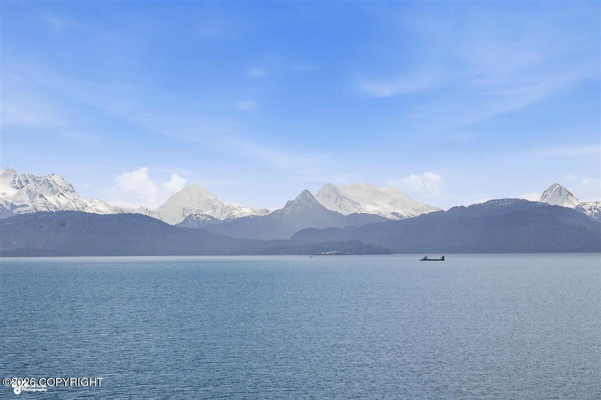 2675 Kachemak Drive Property Photo 15