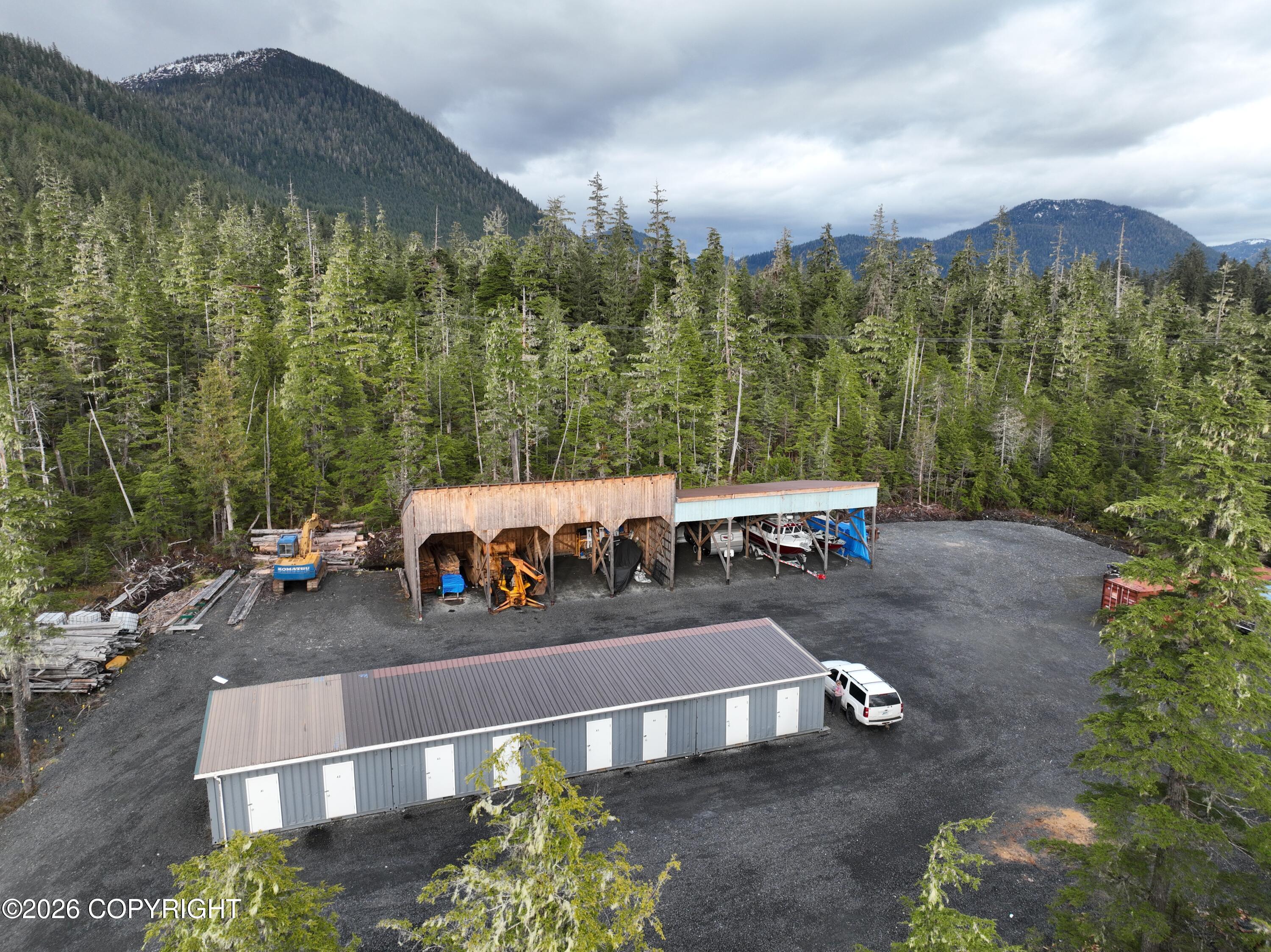 1025 Mitkof Highway Property Photo 2