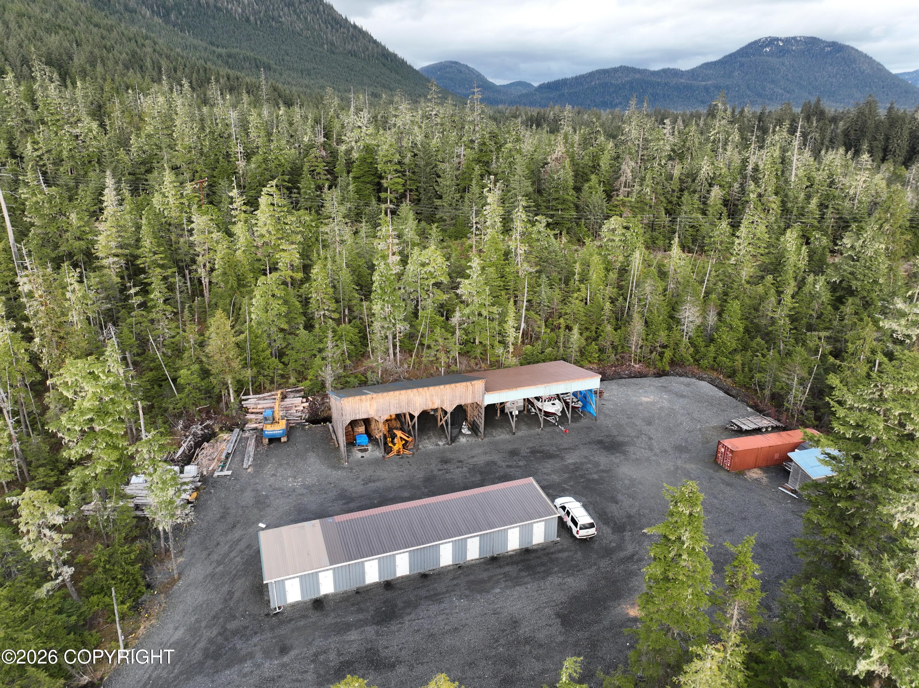 1025 Mitkof Highway Property Photo 6