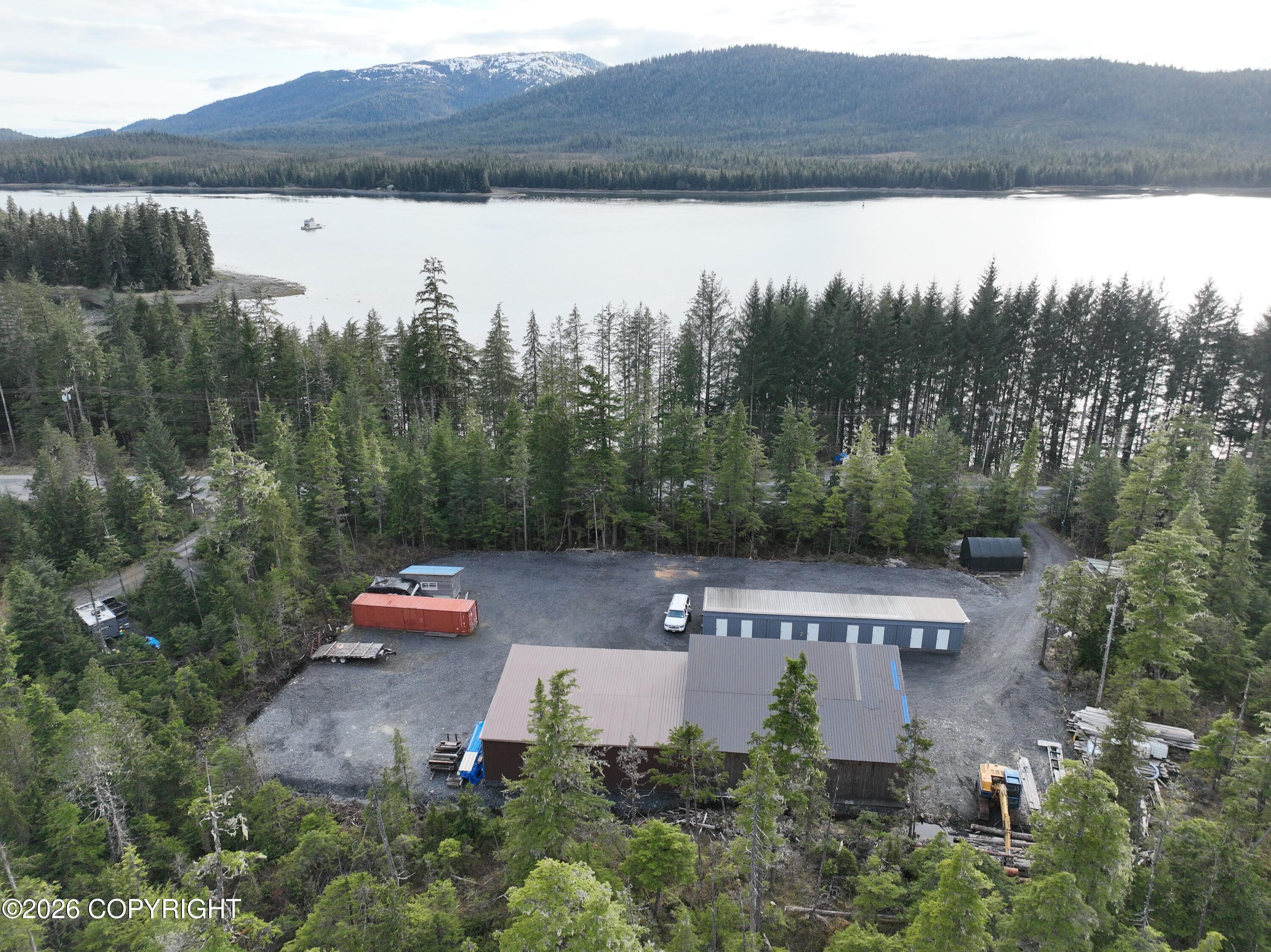 1025 Mitkof Highway Property Photo 7