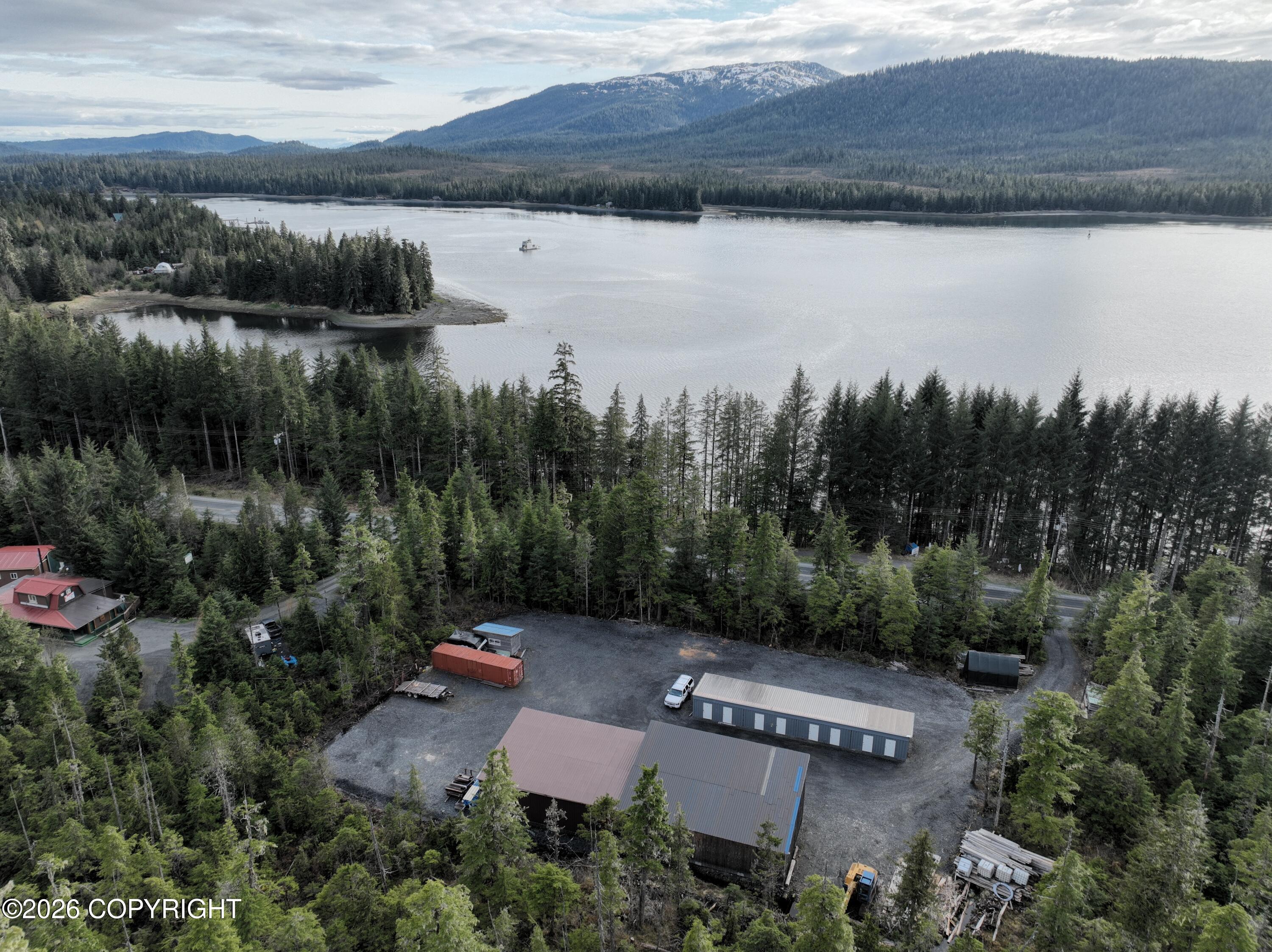 1025 Mitkof Highway Property Photo 8