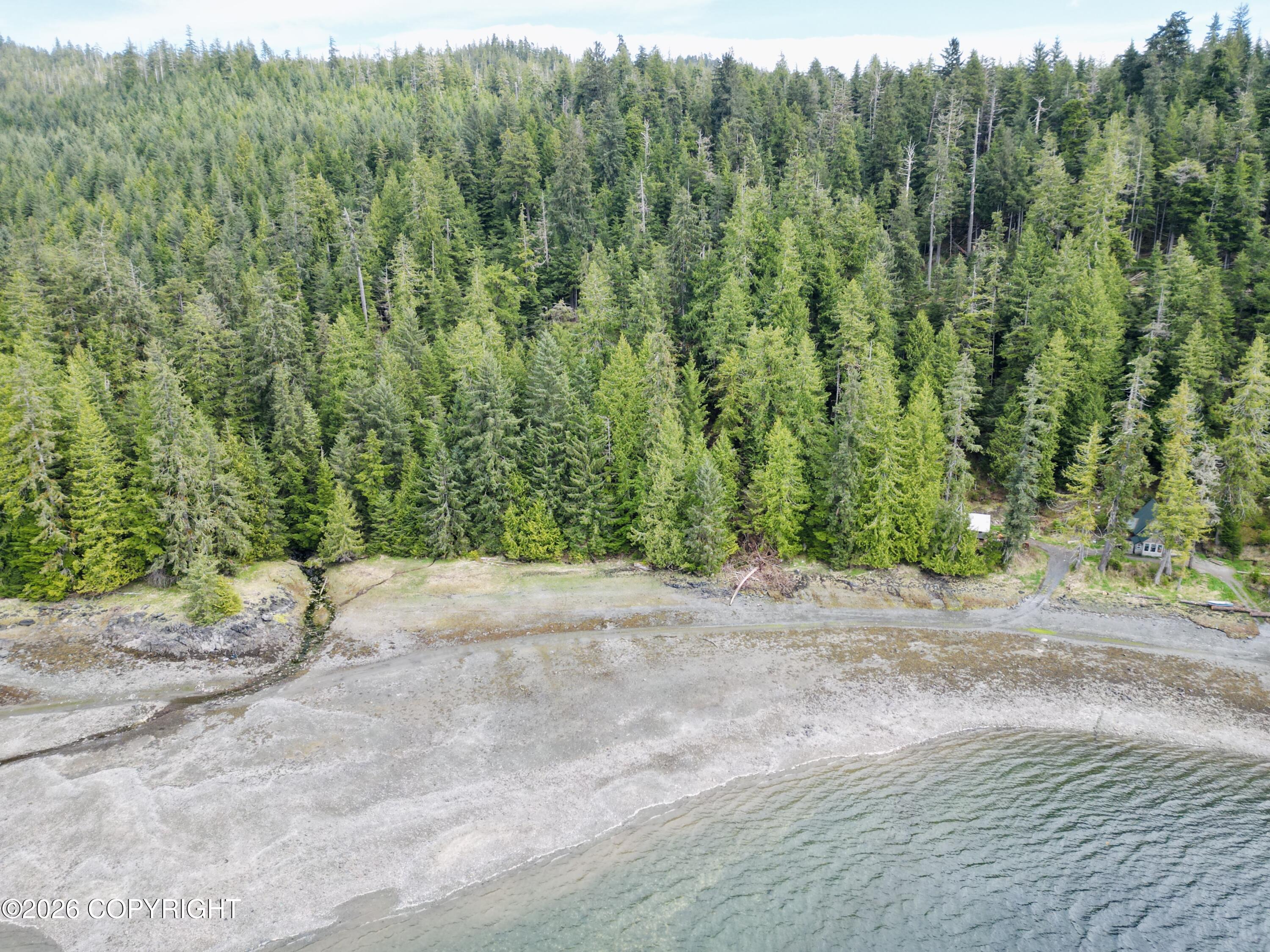 B22 L9 Whale Pass Waterfront Property Photo 2